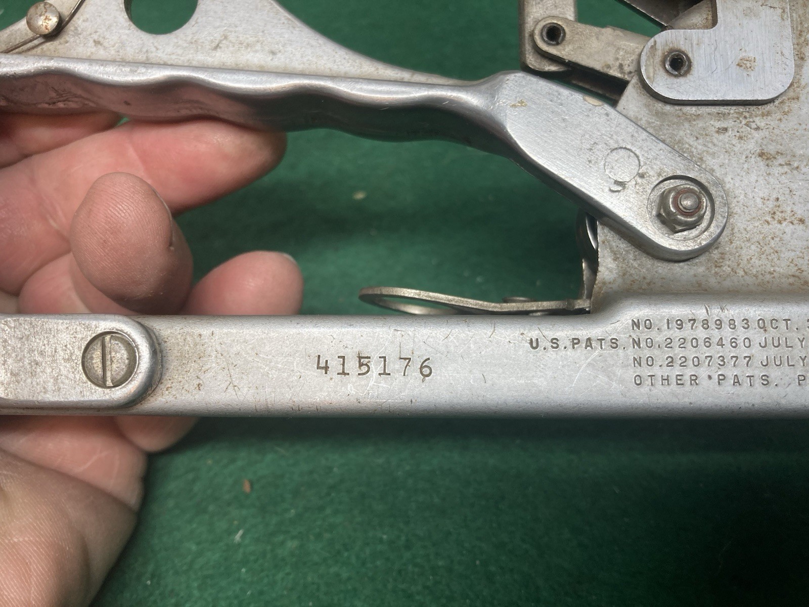 Vintage A.L. HANSEN MFG CO. 1940’s No 415176 Stapler Gun No 43 & 44 Only
