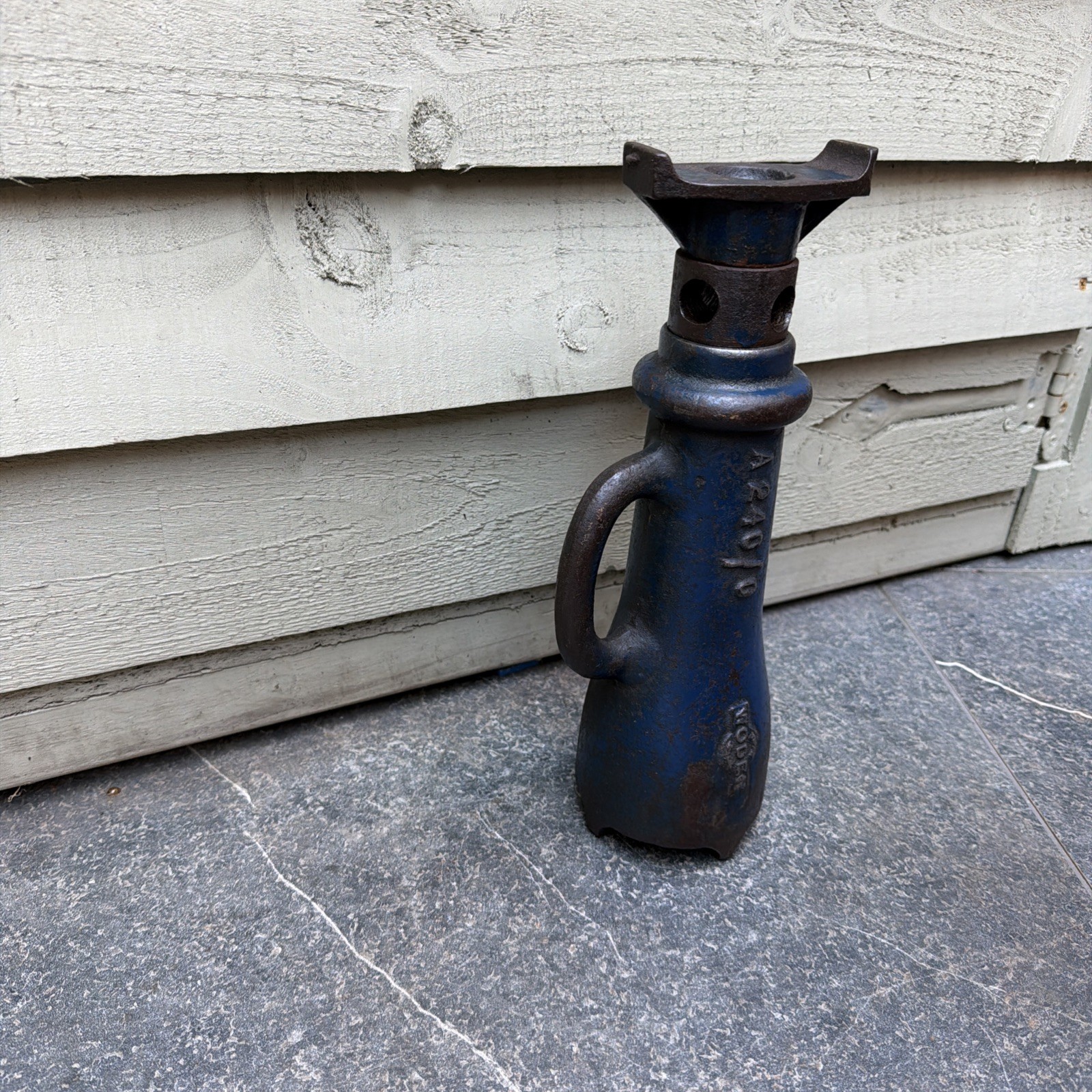 Vintage Woden Bottle Jack – Collectable – Rare Long Lift – Garage – Display
