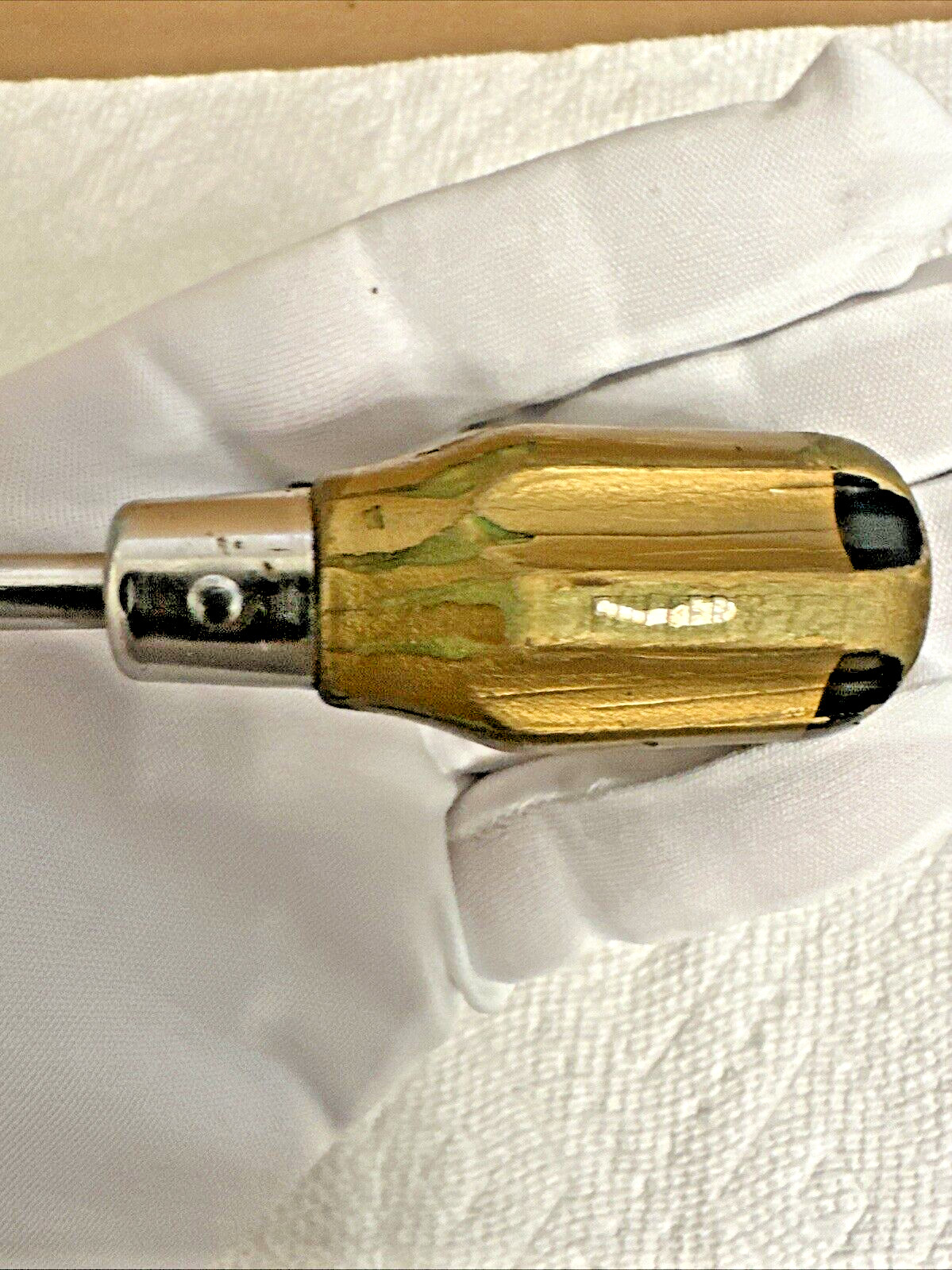 Vintage Fuller’s #2 Phillips Wood Handled Screwdriver #729 Gold Painted Handle