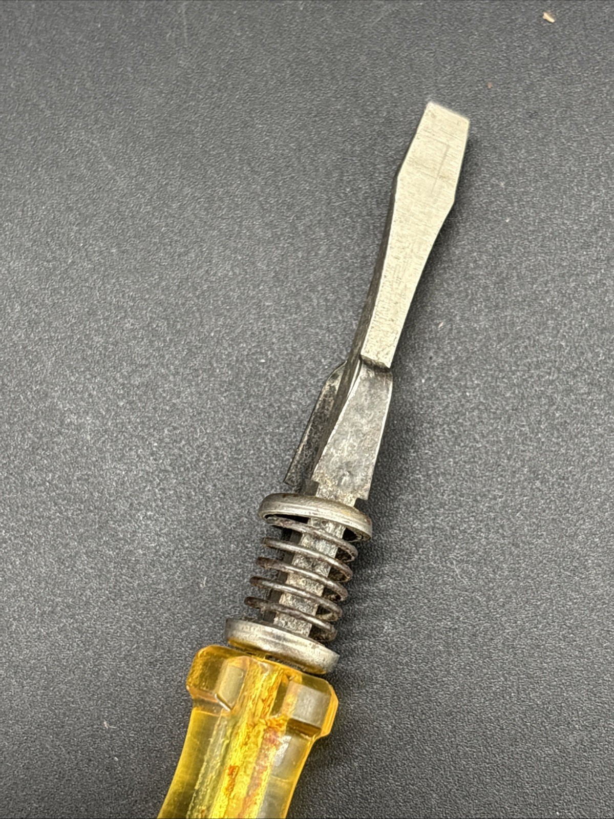 Vintage Bridgeport 247-2” Supergrip Flat Head Screwholder Screwdriver