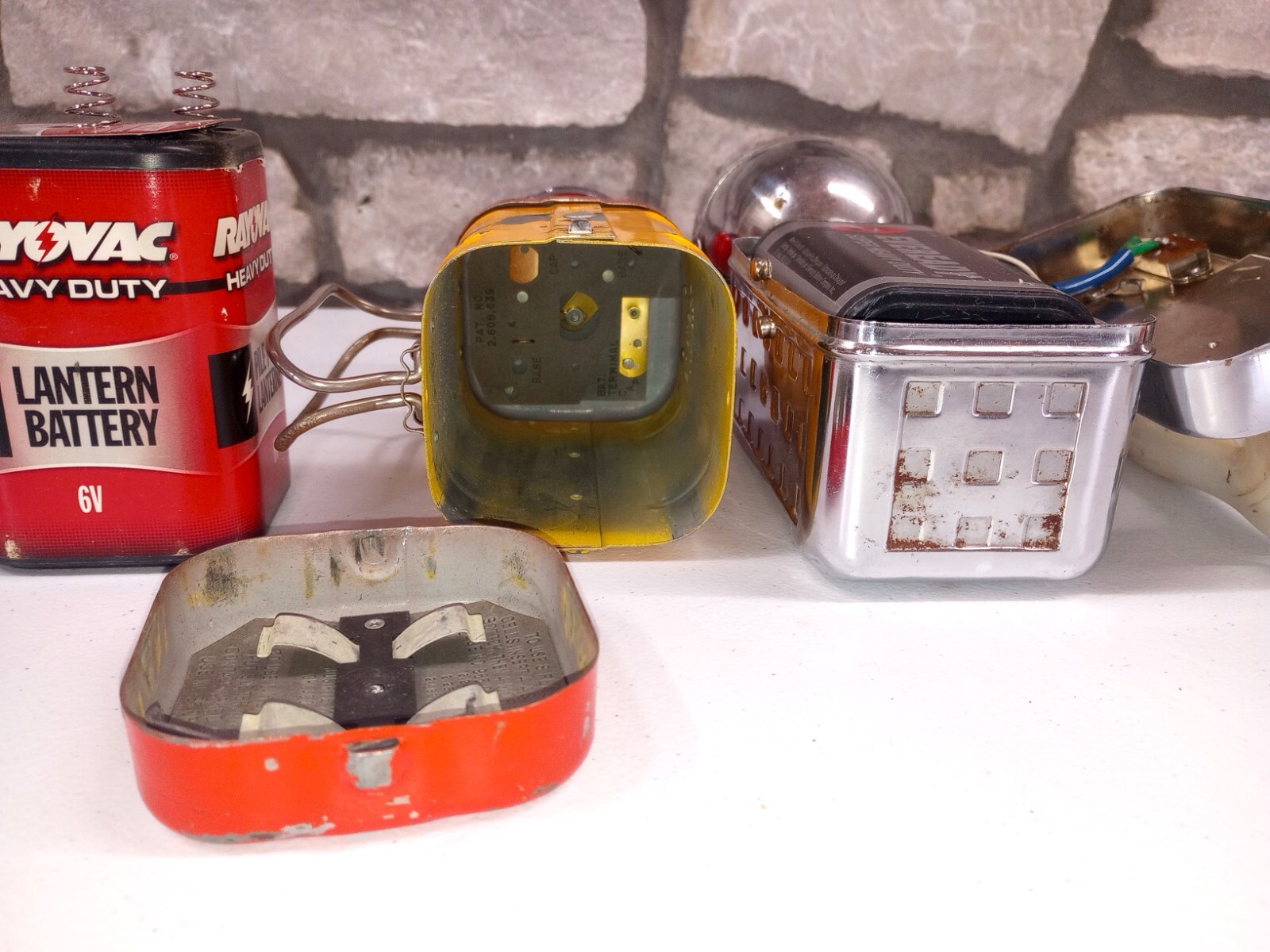 Vintage Ash Flash & Just Rite Flashlights – Great Condition Inside – Not Bad Out