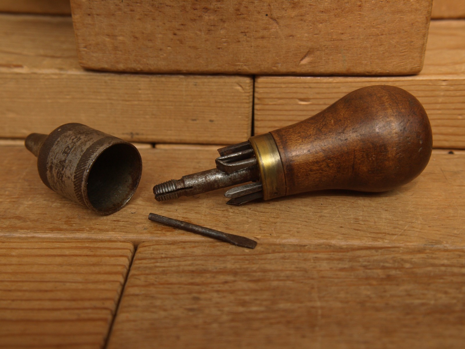 Sargent “Tool Holder” 130 Applewood Handle Nickel Plated Grip w/Tools pre 1926