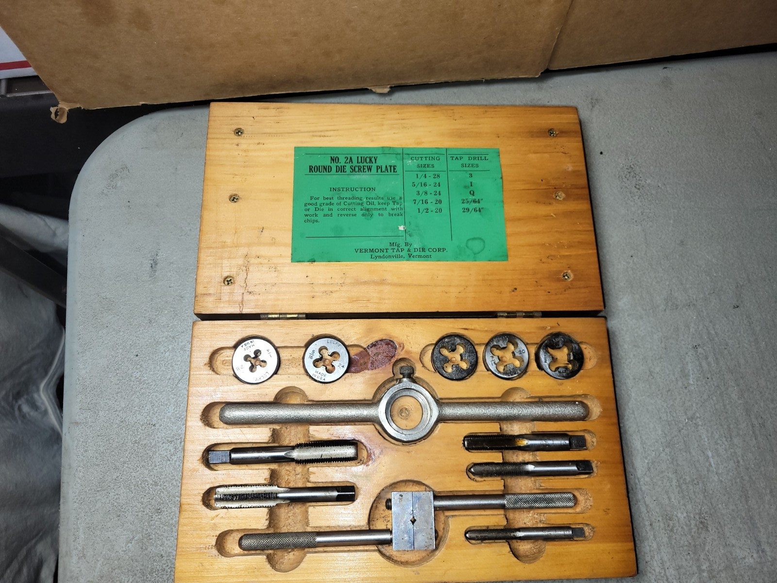 Vintage Vermont Lucky Tap & Die Set No.2 w/Wood Case USA 1/4″ to 1/2″ Complete