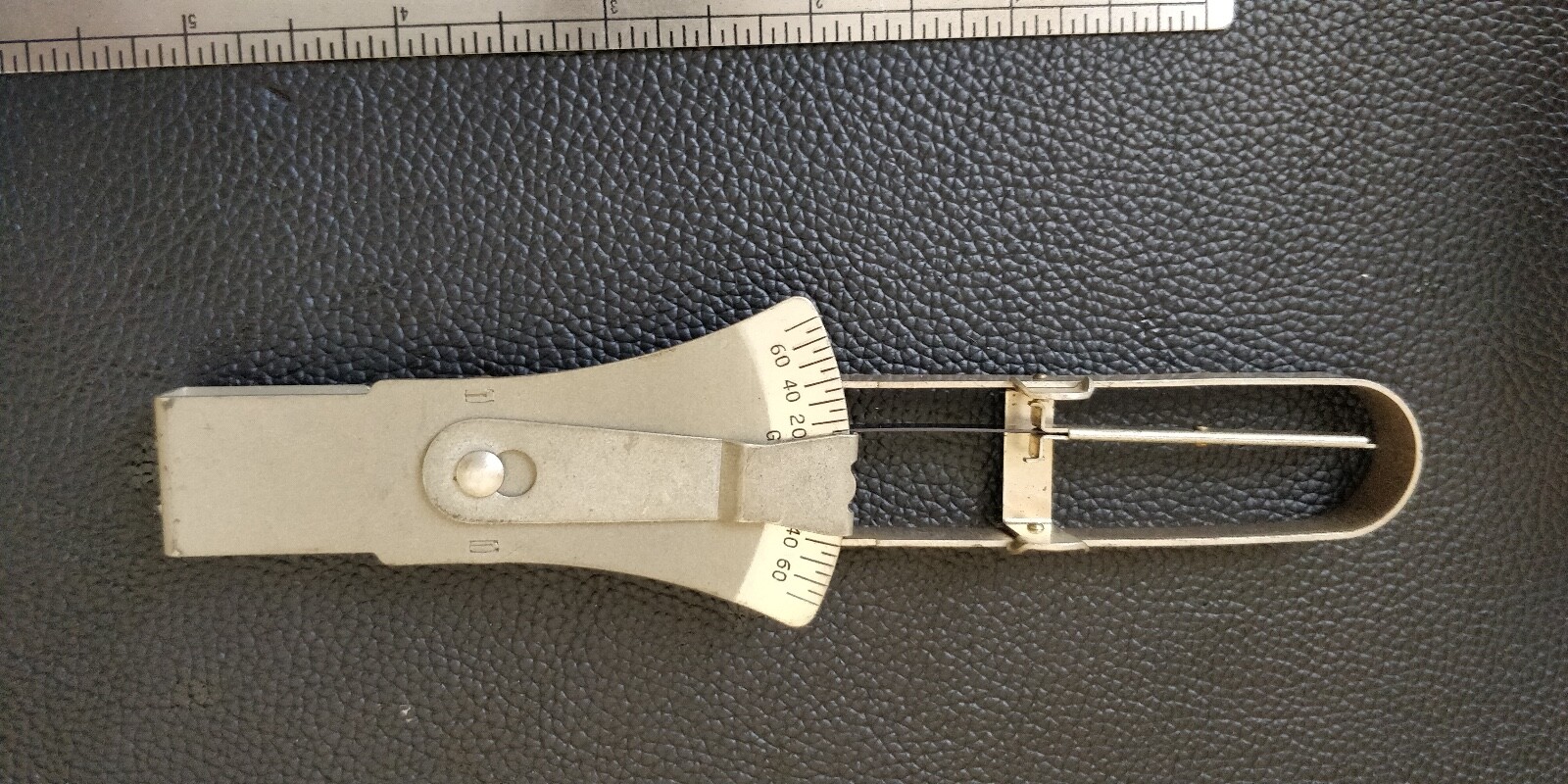Vtg – 68B SPRING TENSION Gauge / DYNAMOMETERS – Telephone Tool 70-0-70 grams .