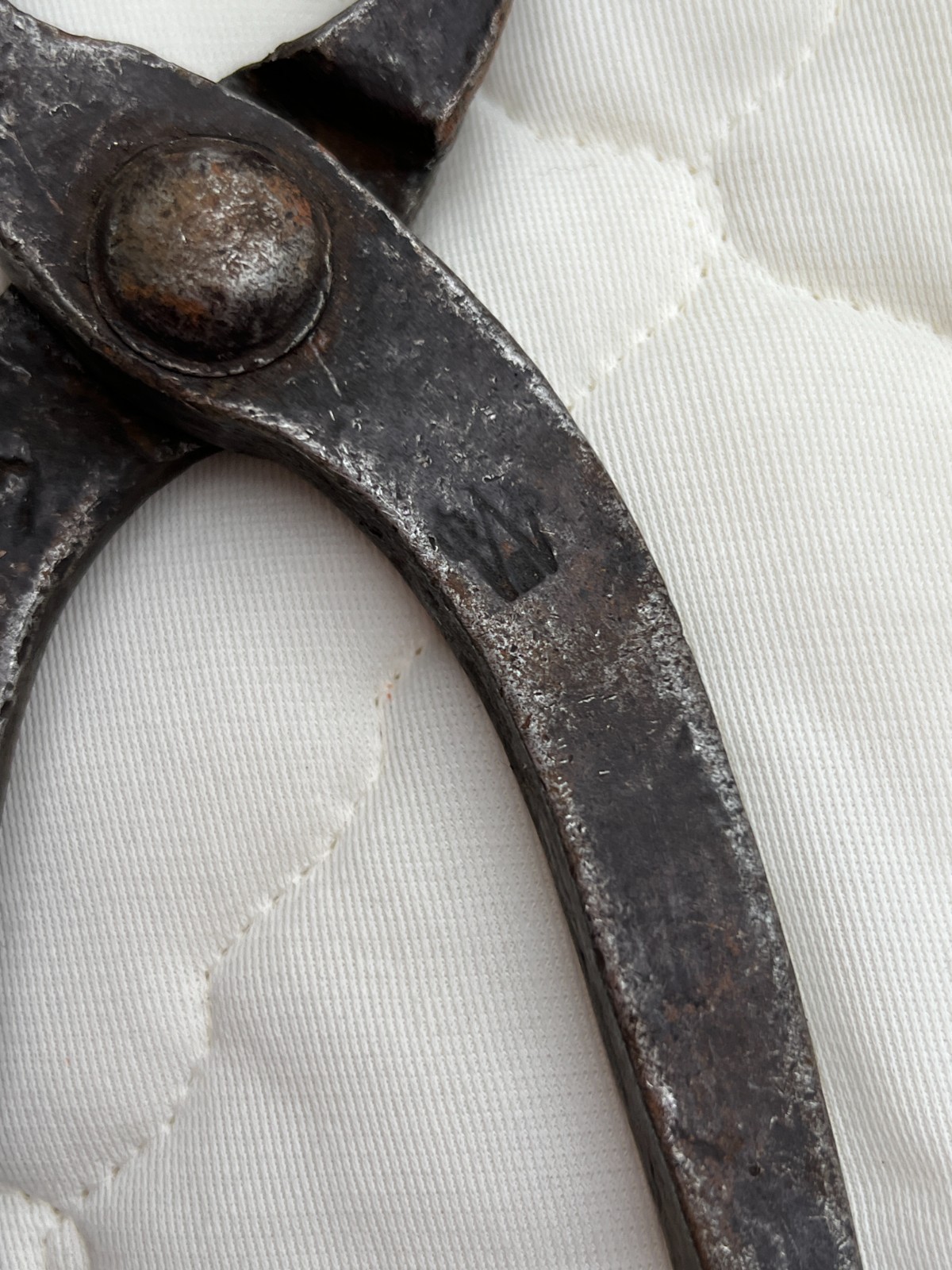 Vintage/Antique? End Nippers Pliers Grabbers 7 inches Farriers? w Nail Pullers?
