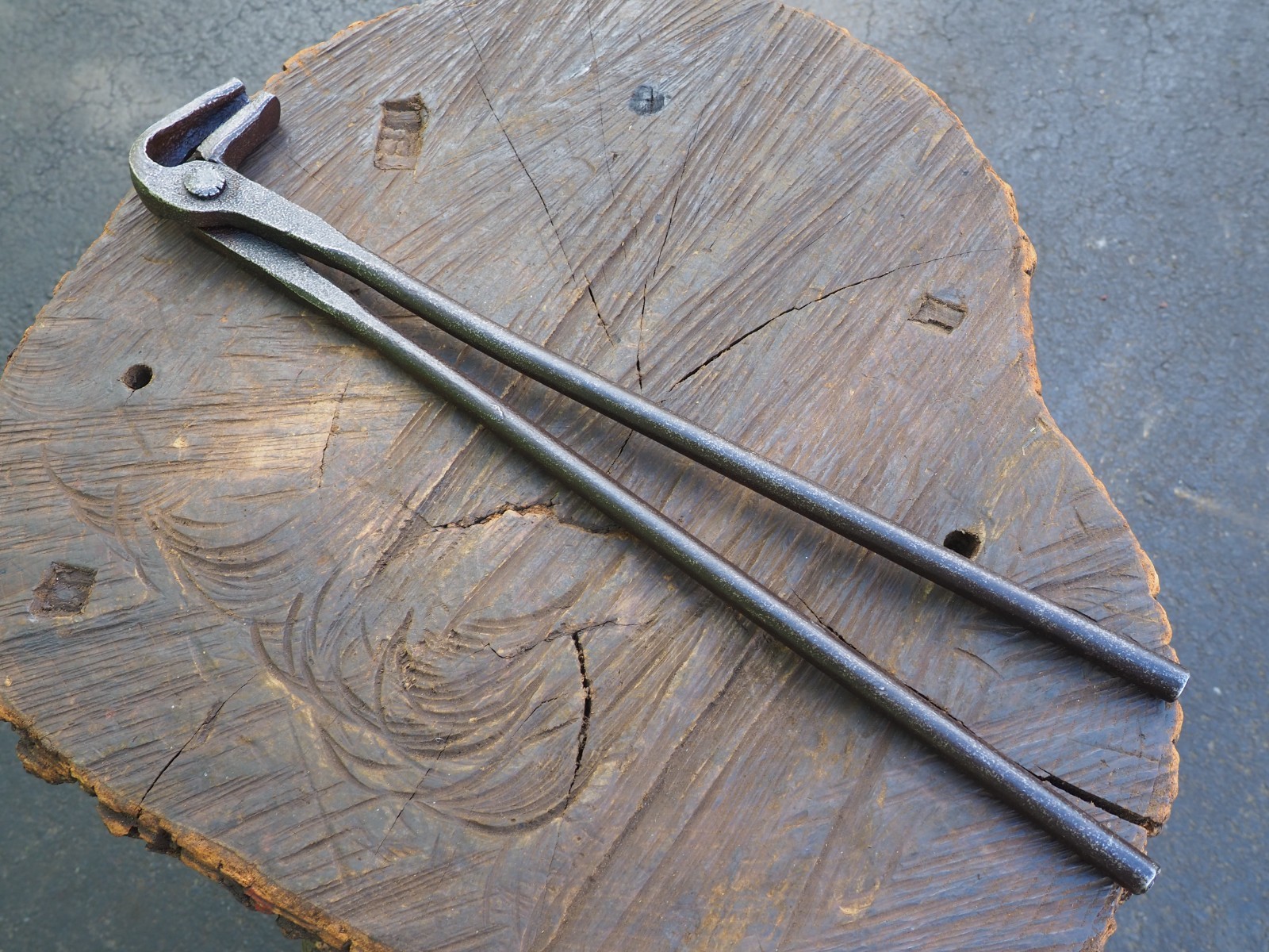SWEET 19″ PICKUP “90 DEGREE” FORGING BLADESMITH KNIFE TONGS BLACKSMITH ANVIL