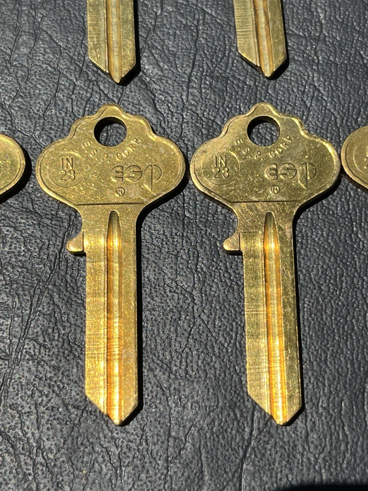 Key Blank ESP IN28 IN10 1054FN Lot of 16 Pieces Uncut Cabinet Desk Mailbox Locks