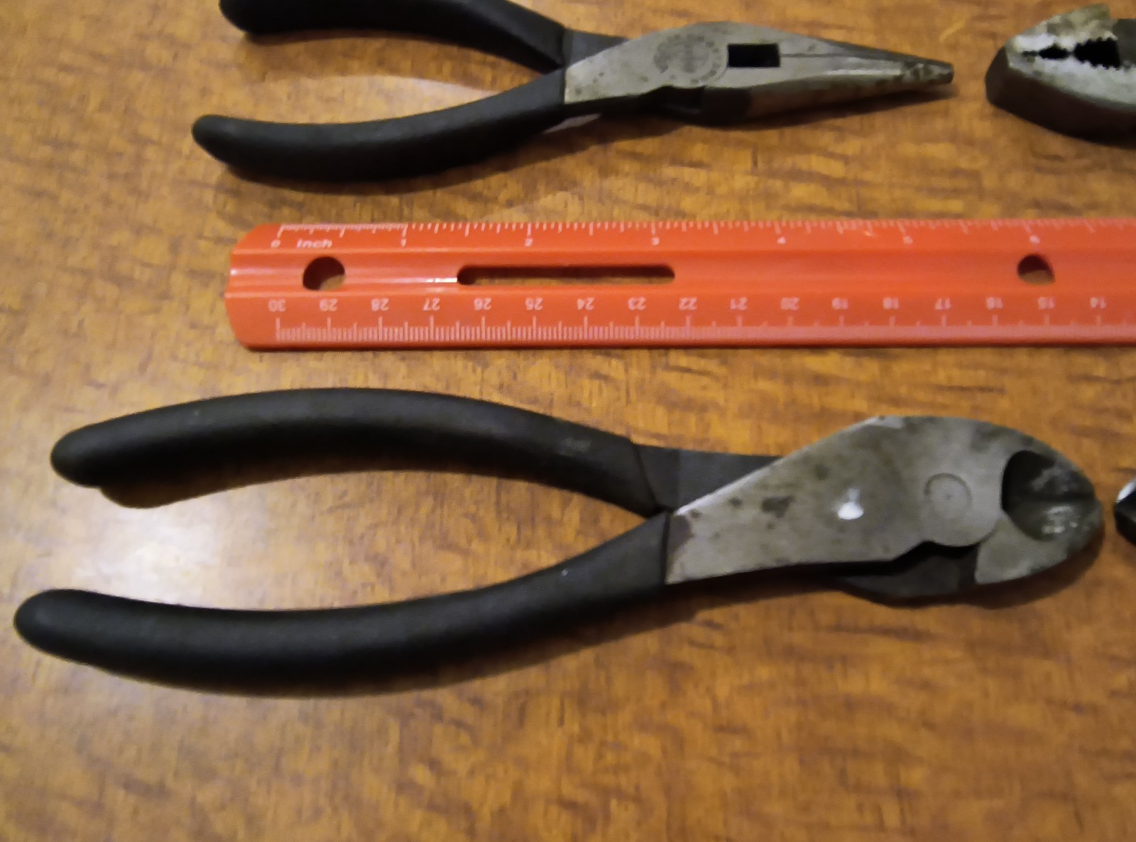 CRAFTSMAN Vintage 7″ Diagonal Cutters 45074 Vinyl Grips, USA