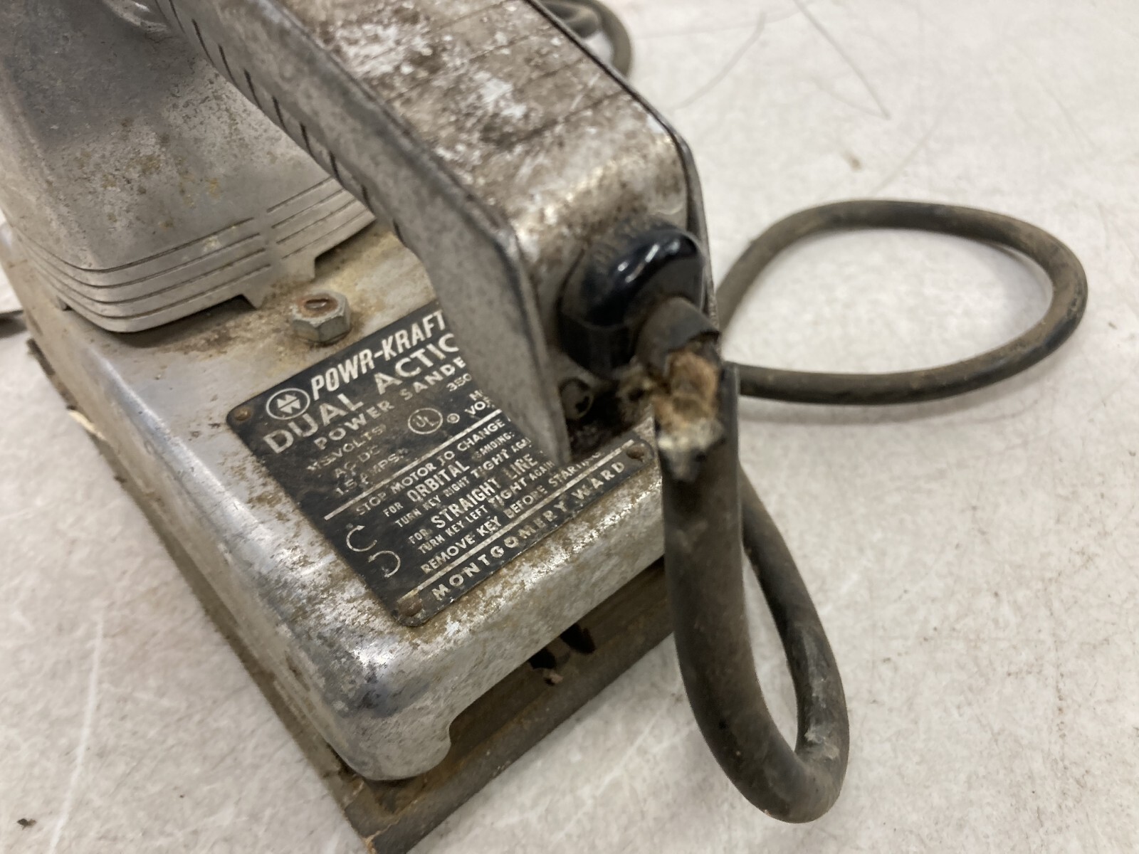 Montgomery Ward Powr Kraft Model VOR 8539A Sander