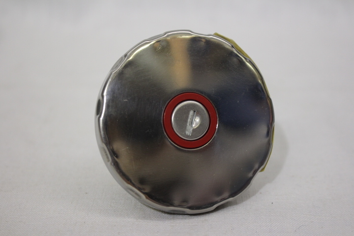 NEW Old Stock: Vintage ATLAS Locking Gas Cap + 2 Keys #61-671061 U.S.A.