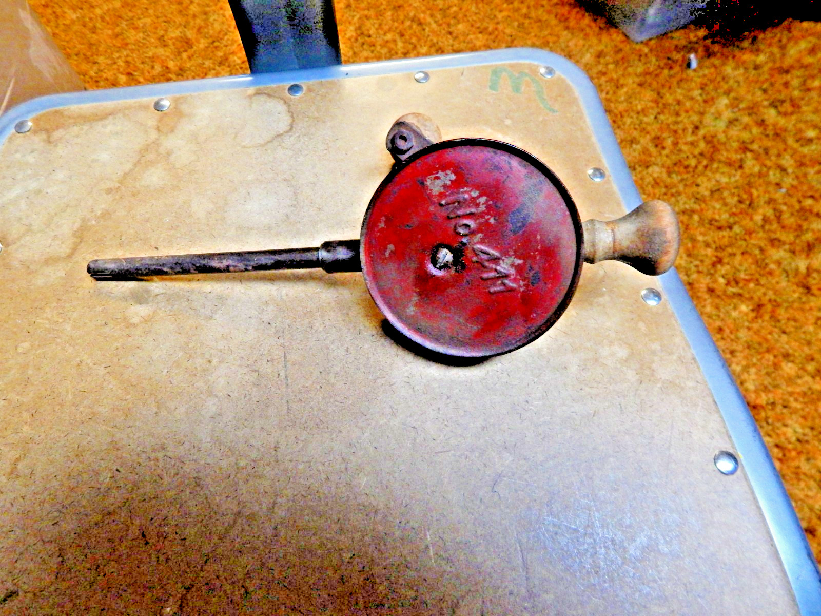 Vintage Duro Metal No. 411 Hand Crank Valve Grinder Lapping Tool