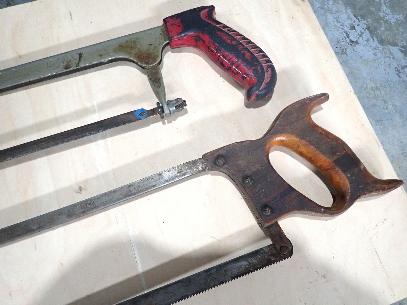 Lot of 2 Vintage Hacksaw Frames Dunlap Metal Handle & Belknap USA Saws