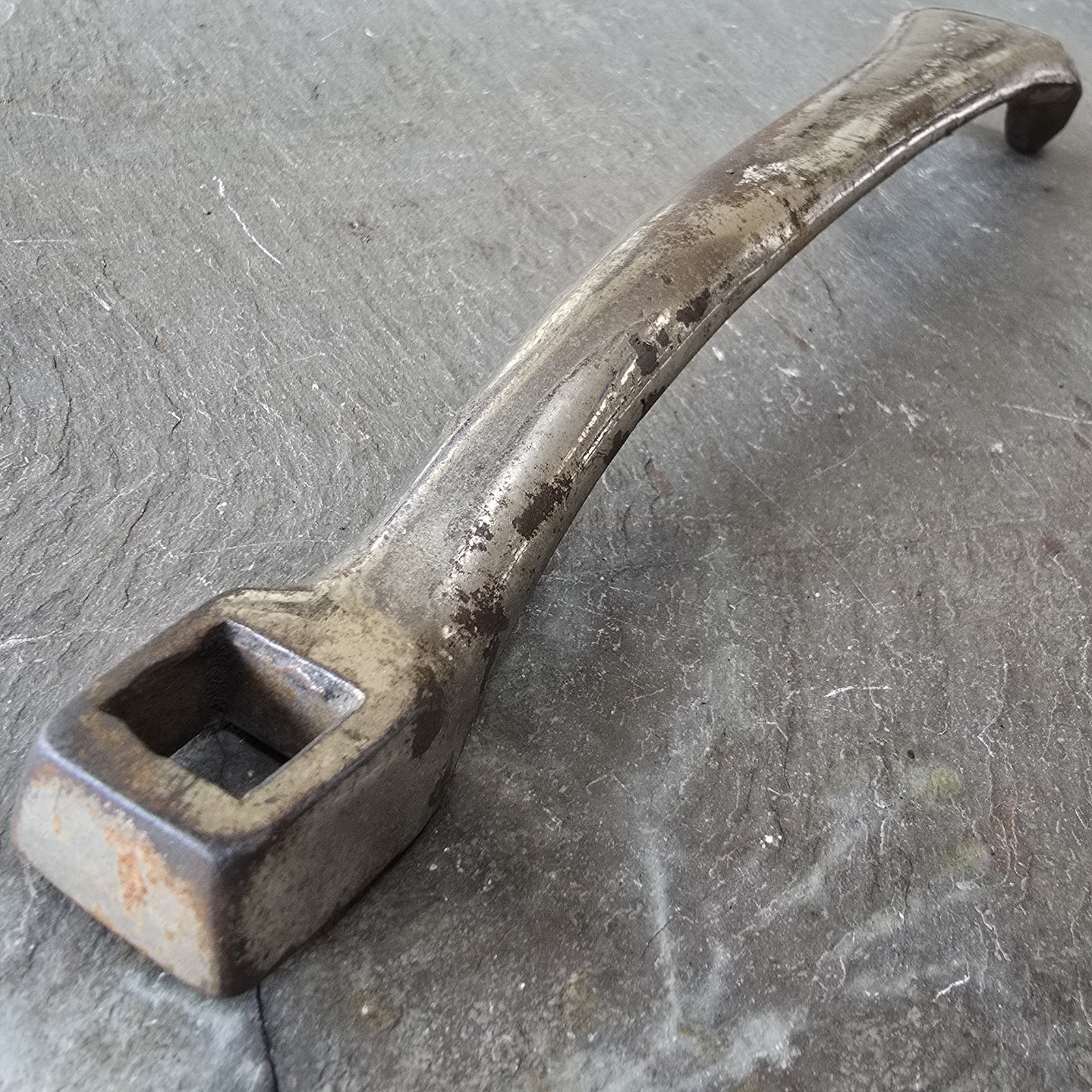 Antique Nickel Plated Cast Iron Stove Burner Plate Lifter Tool Handle Mag For