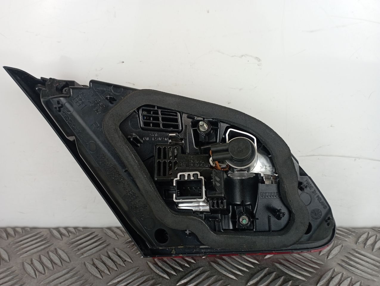 VOLKSWAGEN PASSAT CC B7 362 10-14 TAILLIGHT (RIGHT INNER) 3C8 945 308 Q