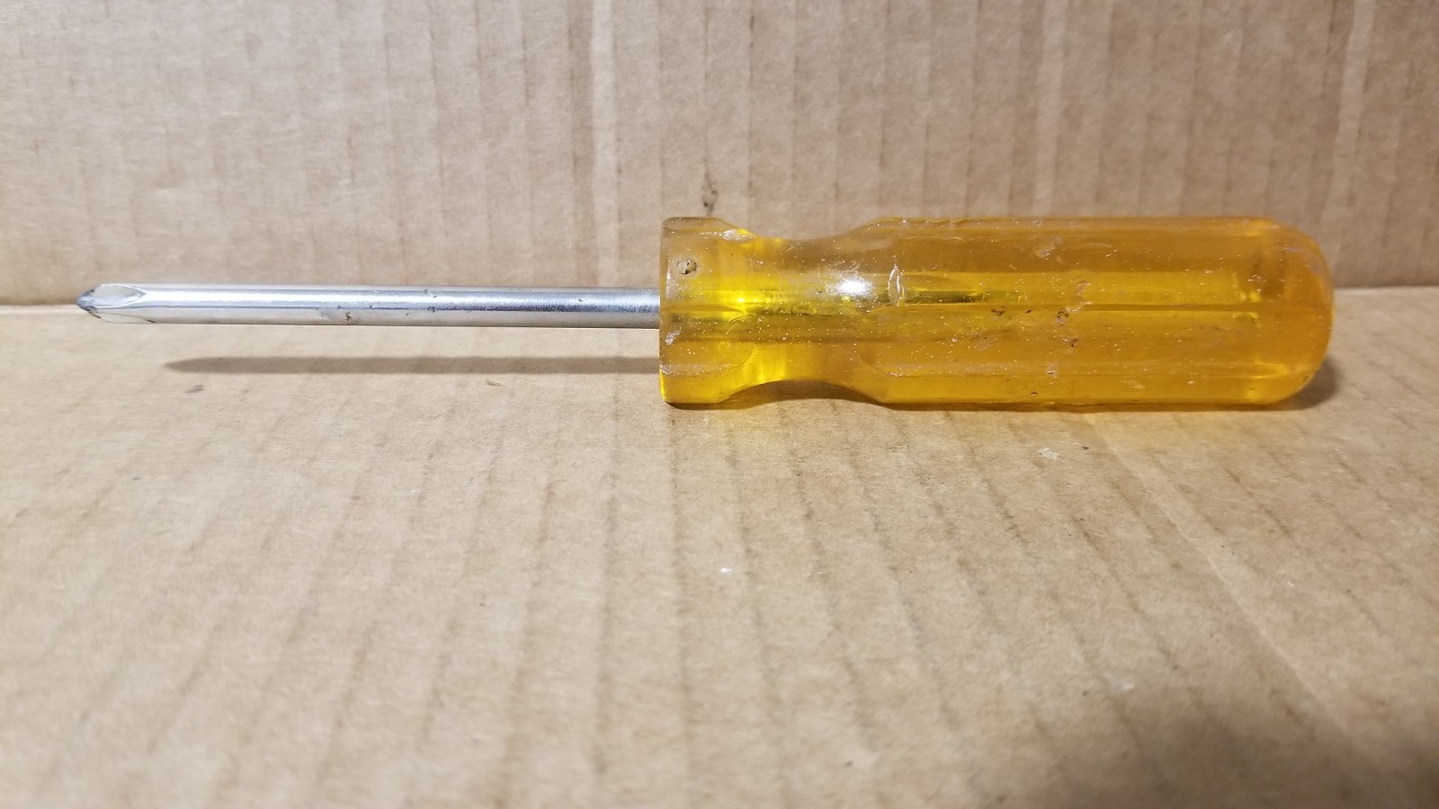 Vintage Yellow Handle Phillips Screwdriver Good cond