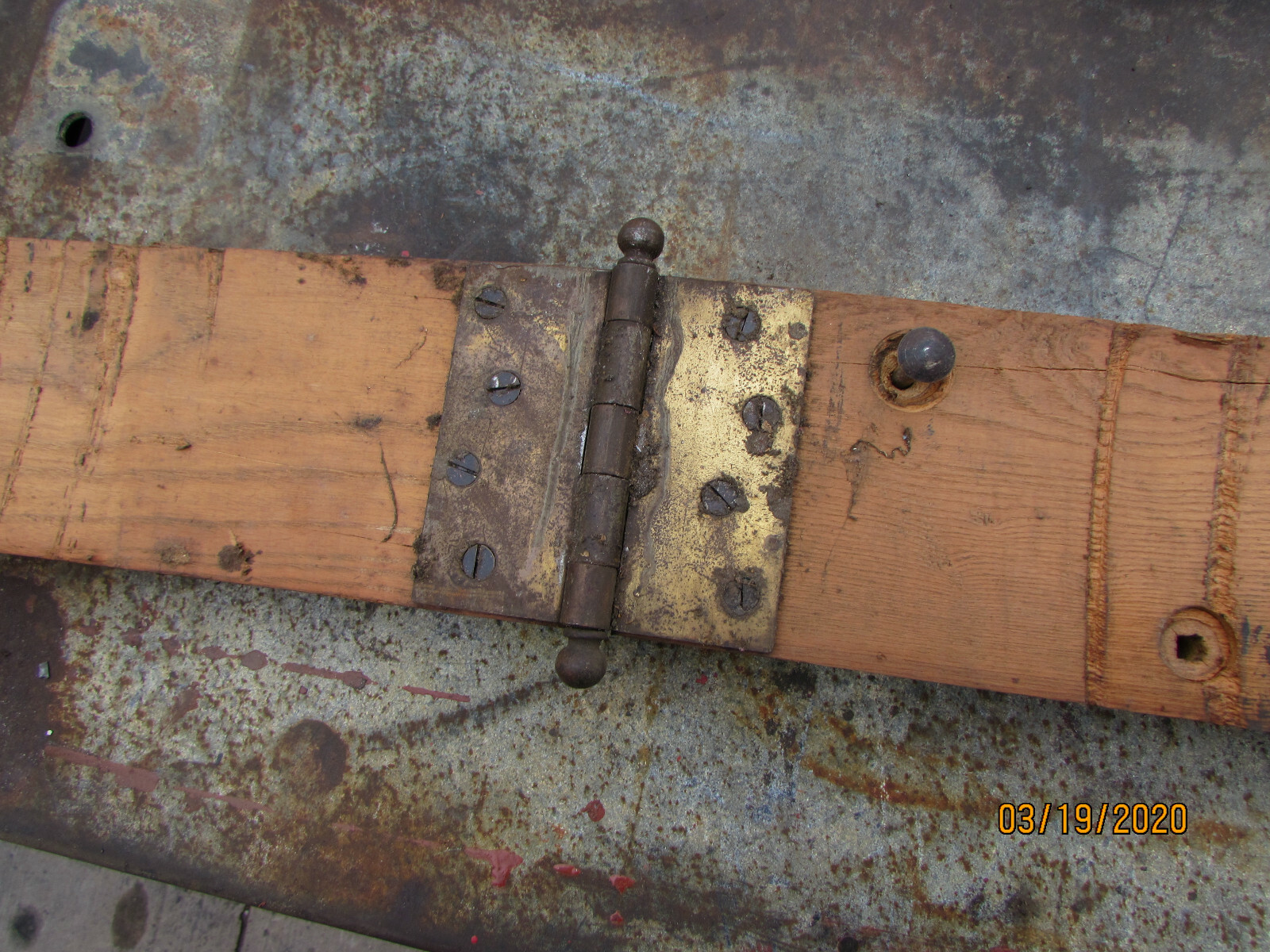 Homemade WOODEN SAW VISE Pole Mounted Primitive SHARPENING-CLAMP TOOL (GG15)