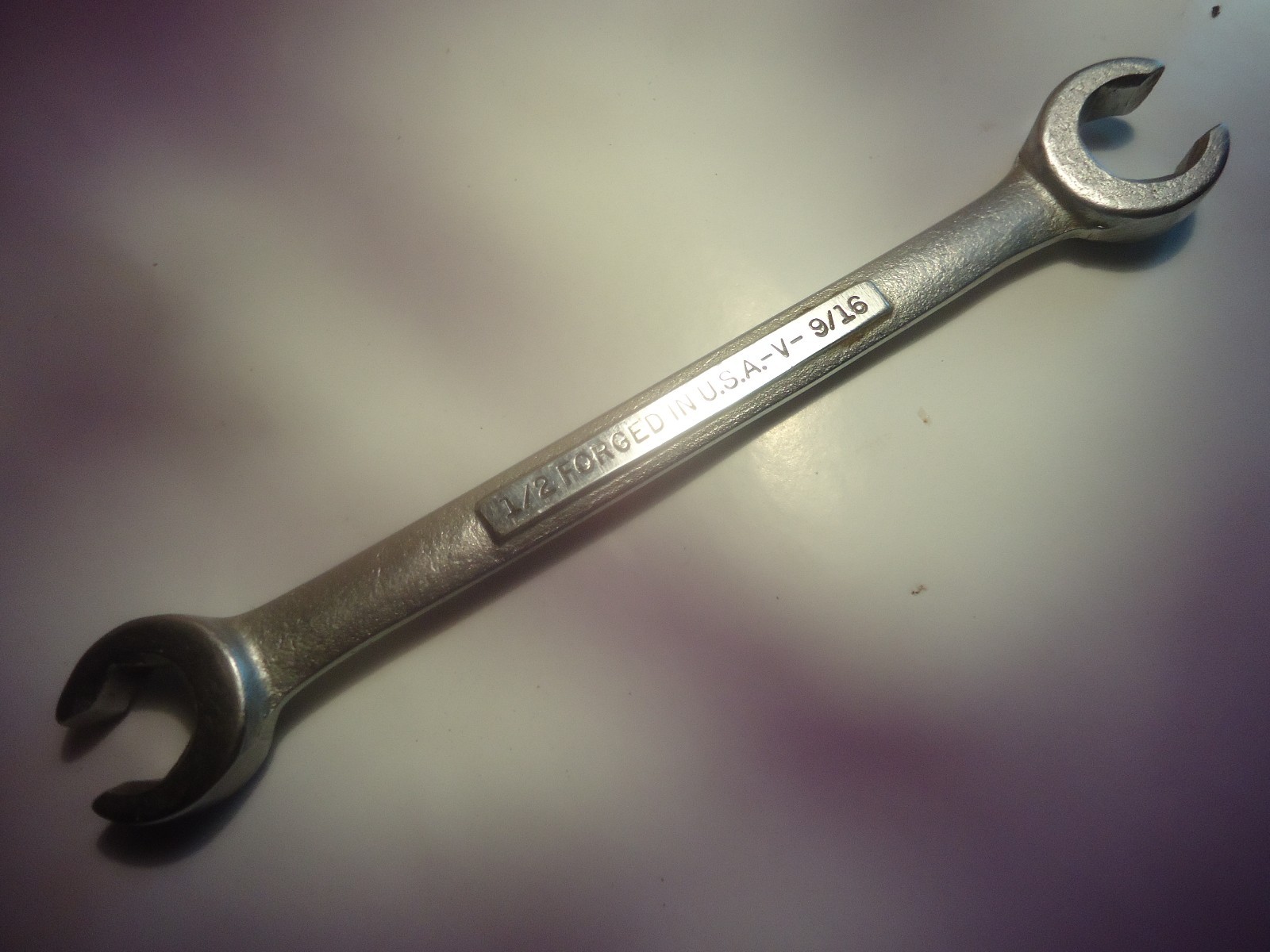 Craftsman, flare nut wrench, model V, 1/2 inch x 9/16 inch______________WE-279