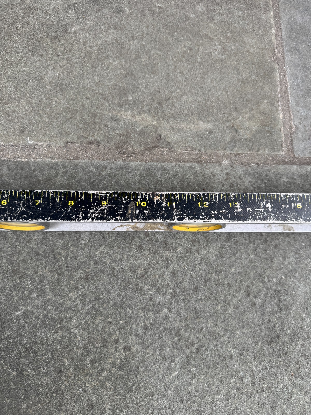 Vintage York 24″ York Metal Bubble Level Leveler Tool Used