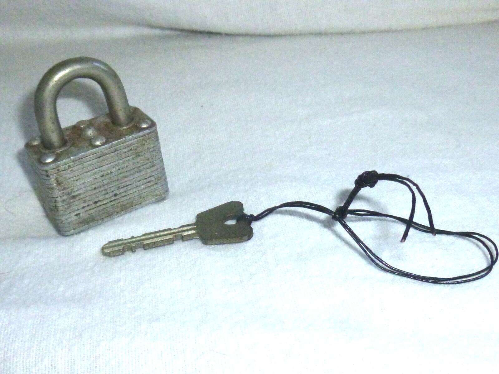 Vintage Master Lock Padlock #22 w/ Key