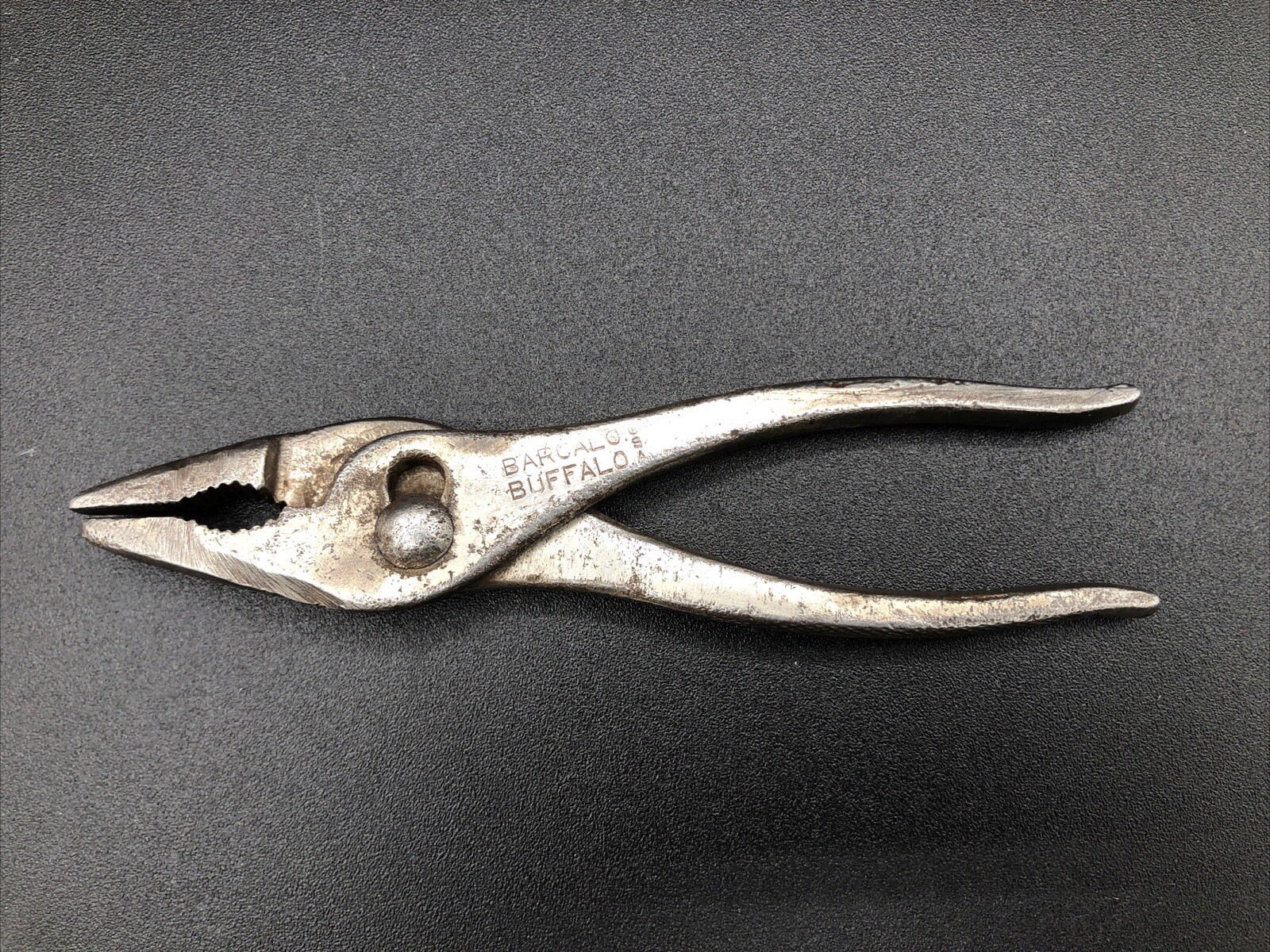 Vintage Barcalo Buffalo Tools 5-1/2″ Slip Joint Pliers Knurled Grips USA