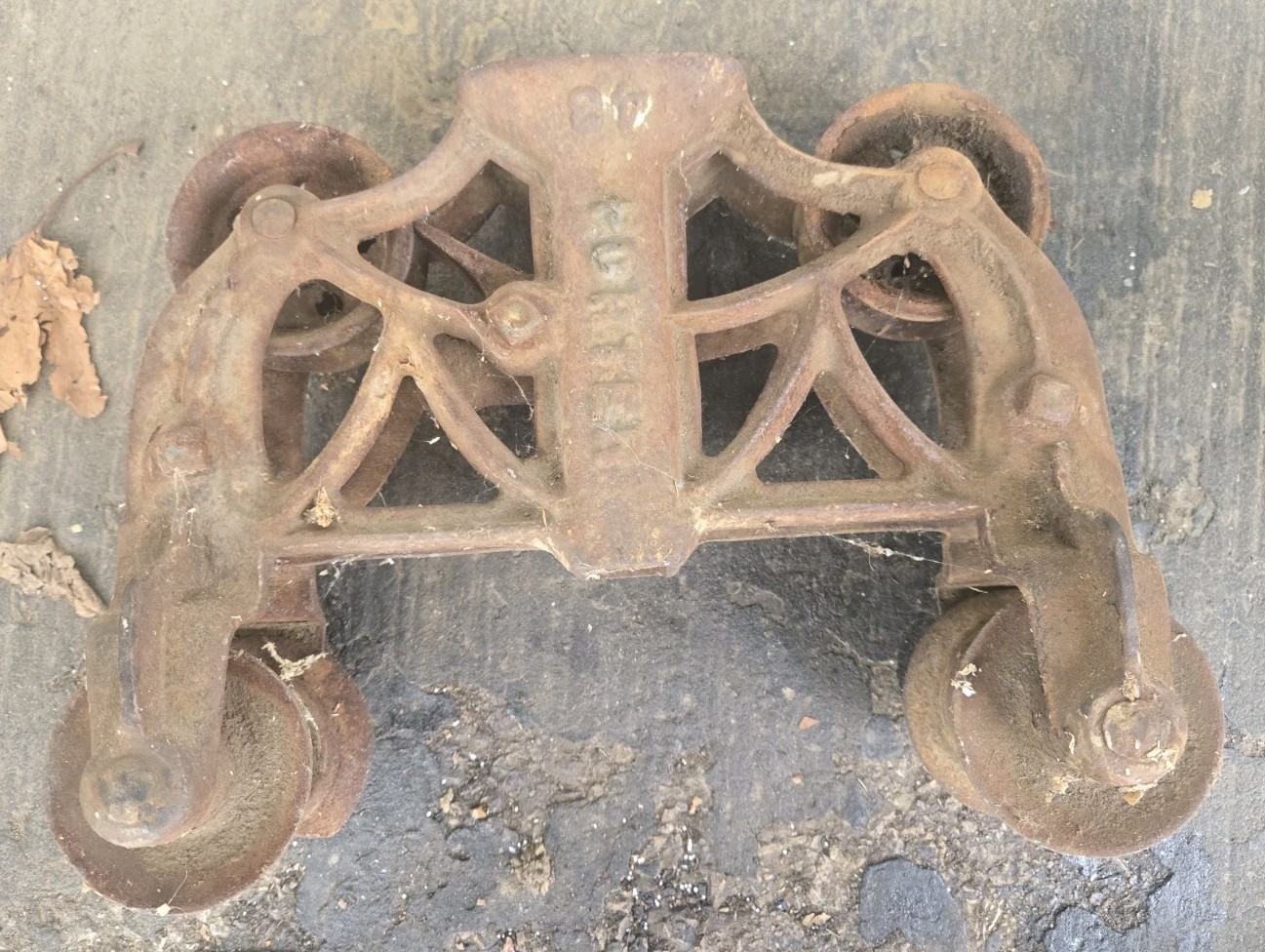 VTG ANTIQUE PORTER 42 43 HAY CARRIER BARN TROLLEY CARRIER FARM PULLEY UNLOADER