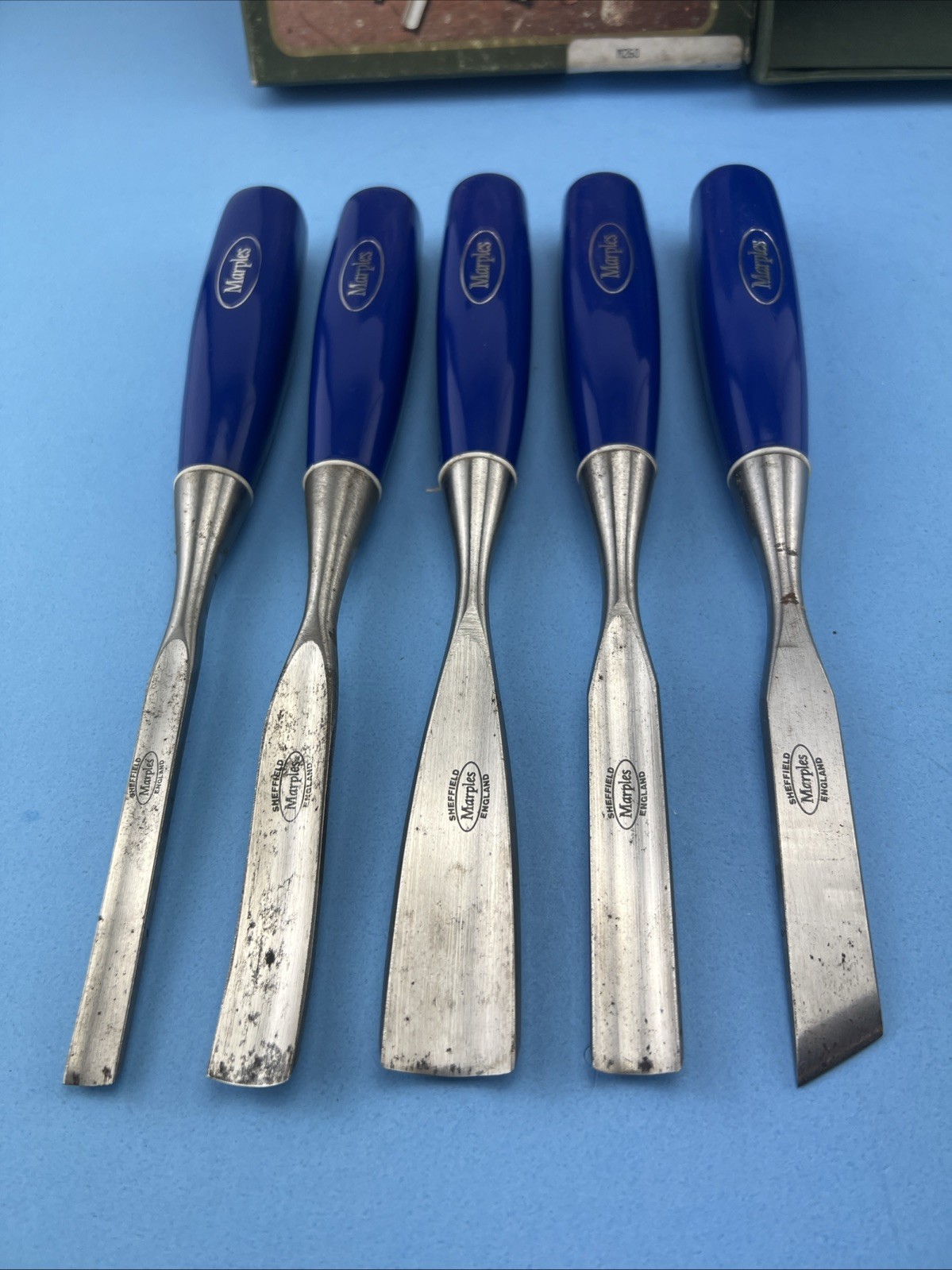 VINTAGE MARPLES M260 5PC WOOD SCULPTURECHISEL SET.