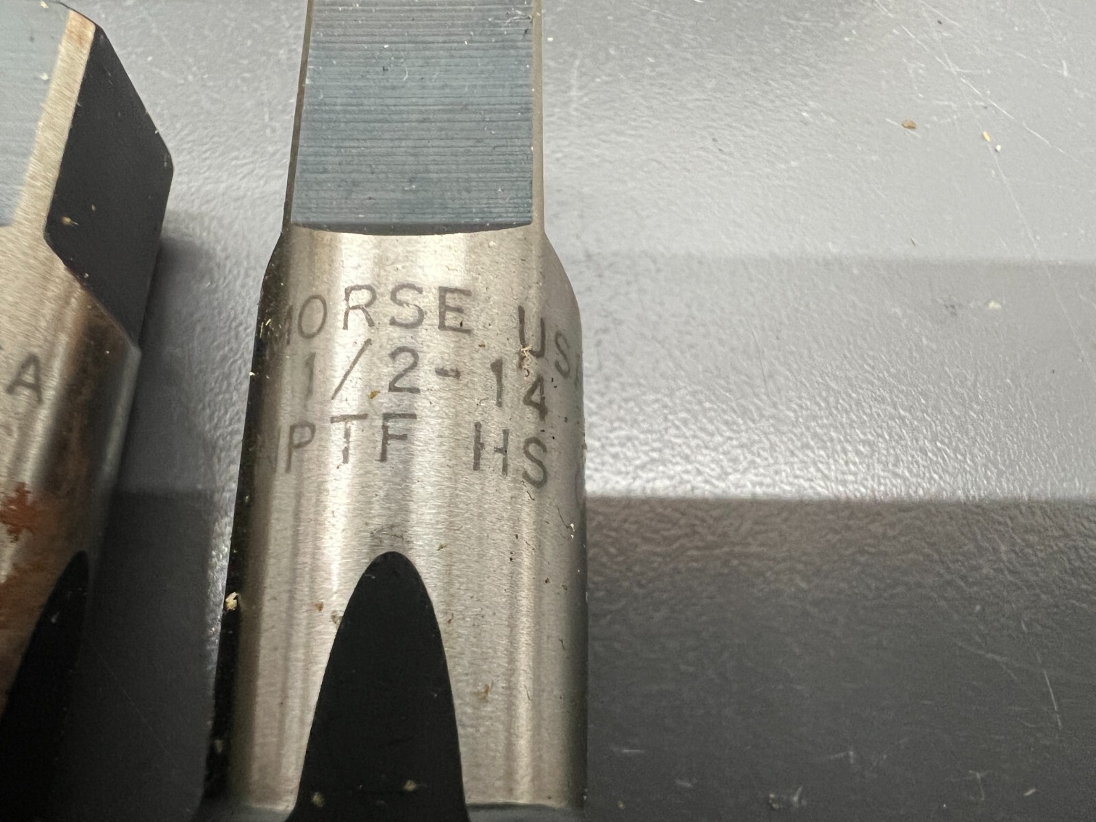 (Q) MORSE PIPE TAP SET 1/2 – 14 & 3/8 – 18 NPTF – 1/2″ MOUNT – EXC COND – USA