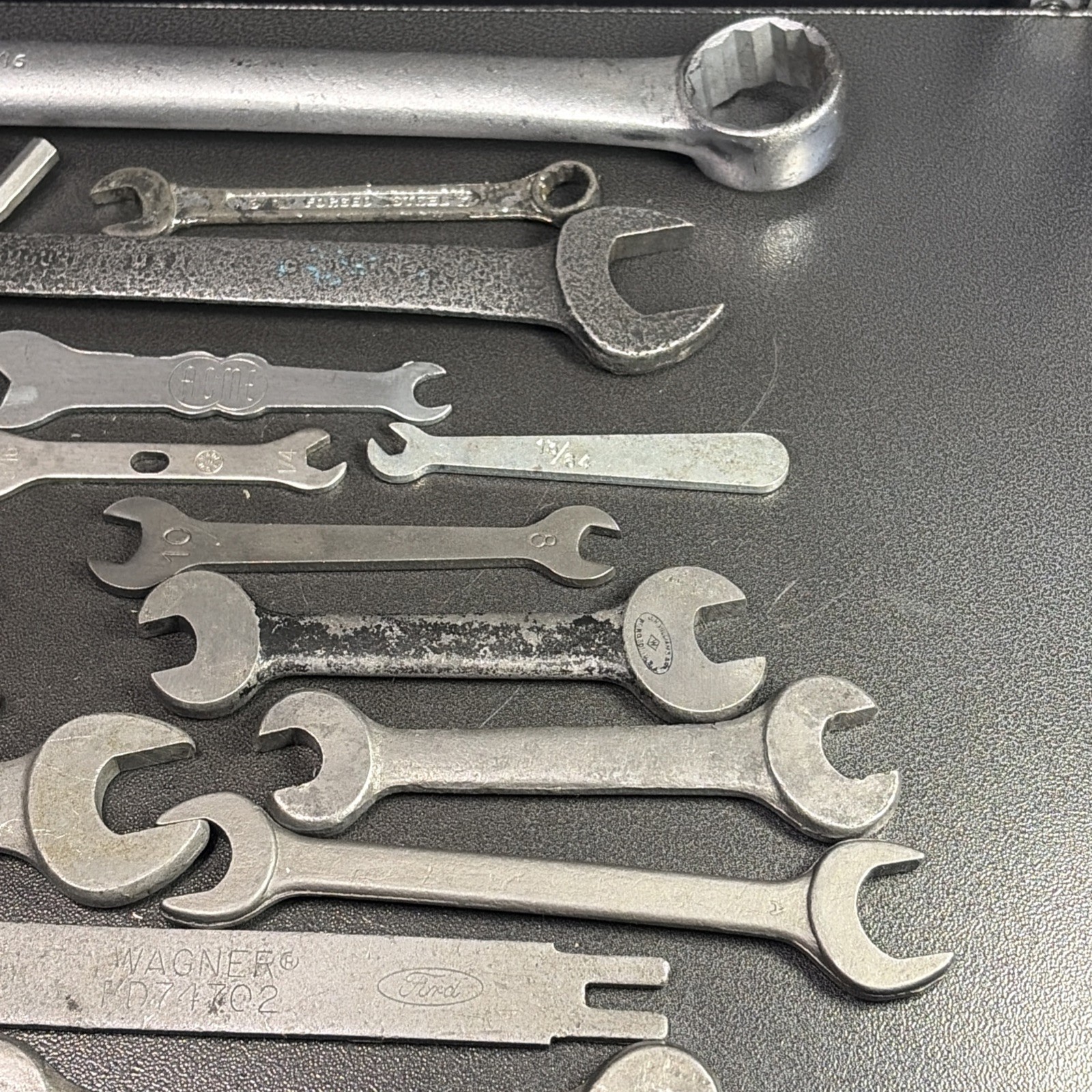 29 Lot Of Open And Wrenches Custom And Pitted Lot.