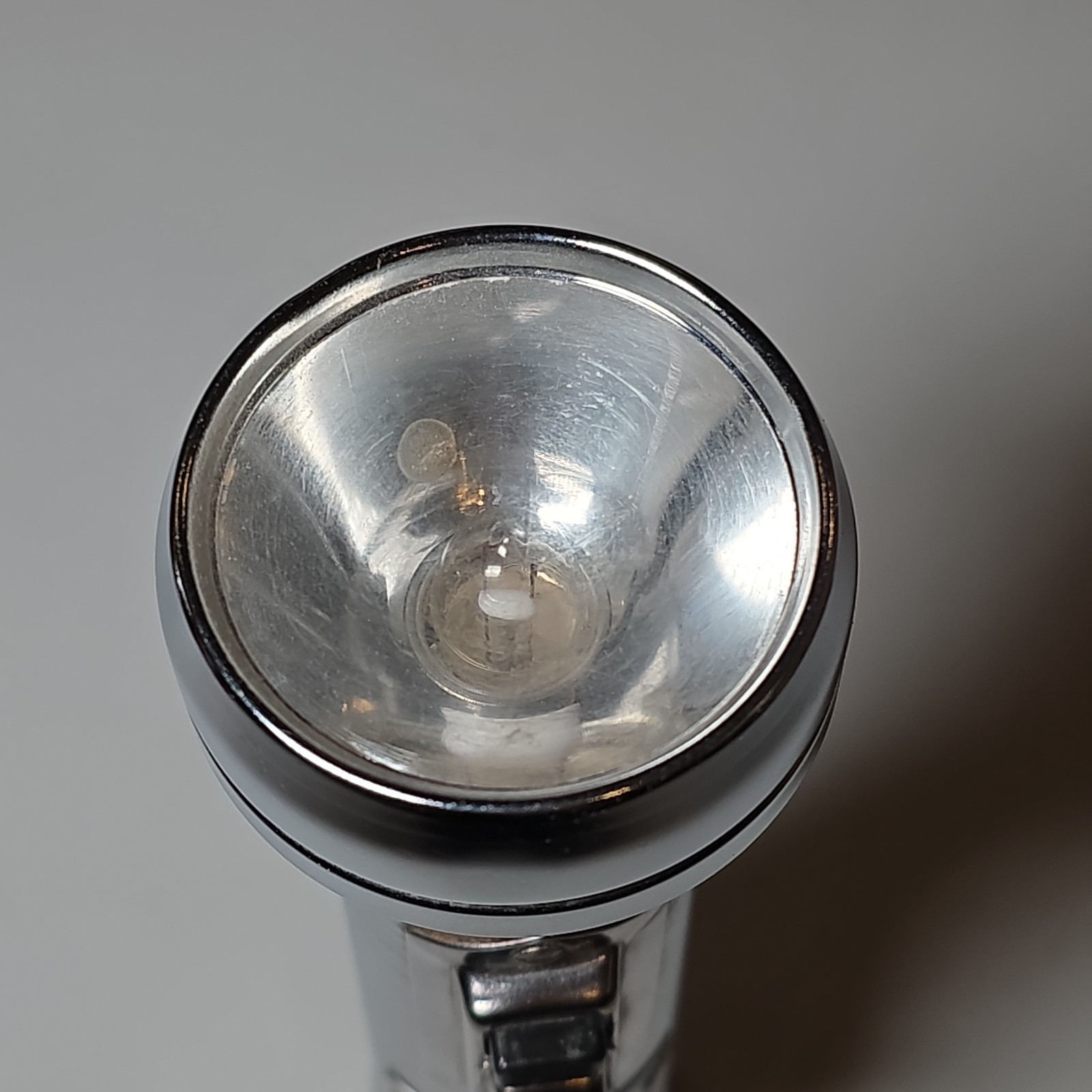 Mid Century “Bright Star” 6″ Chrome Plated Vintage Flashlight USA works!
