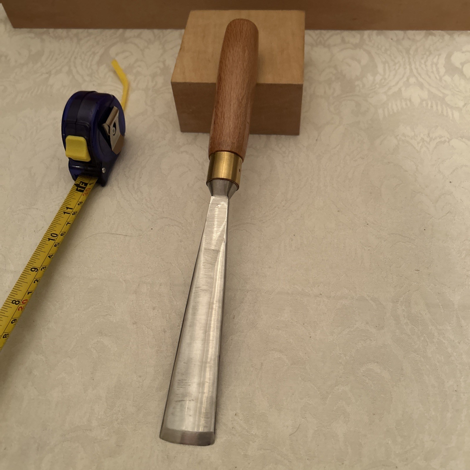 Ashley Iles # 3 / 32mm 1.25’ Straight Allongee Carving Gouge