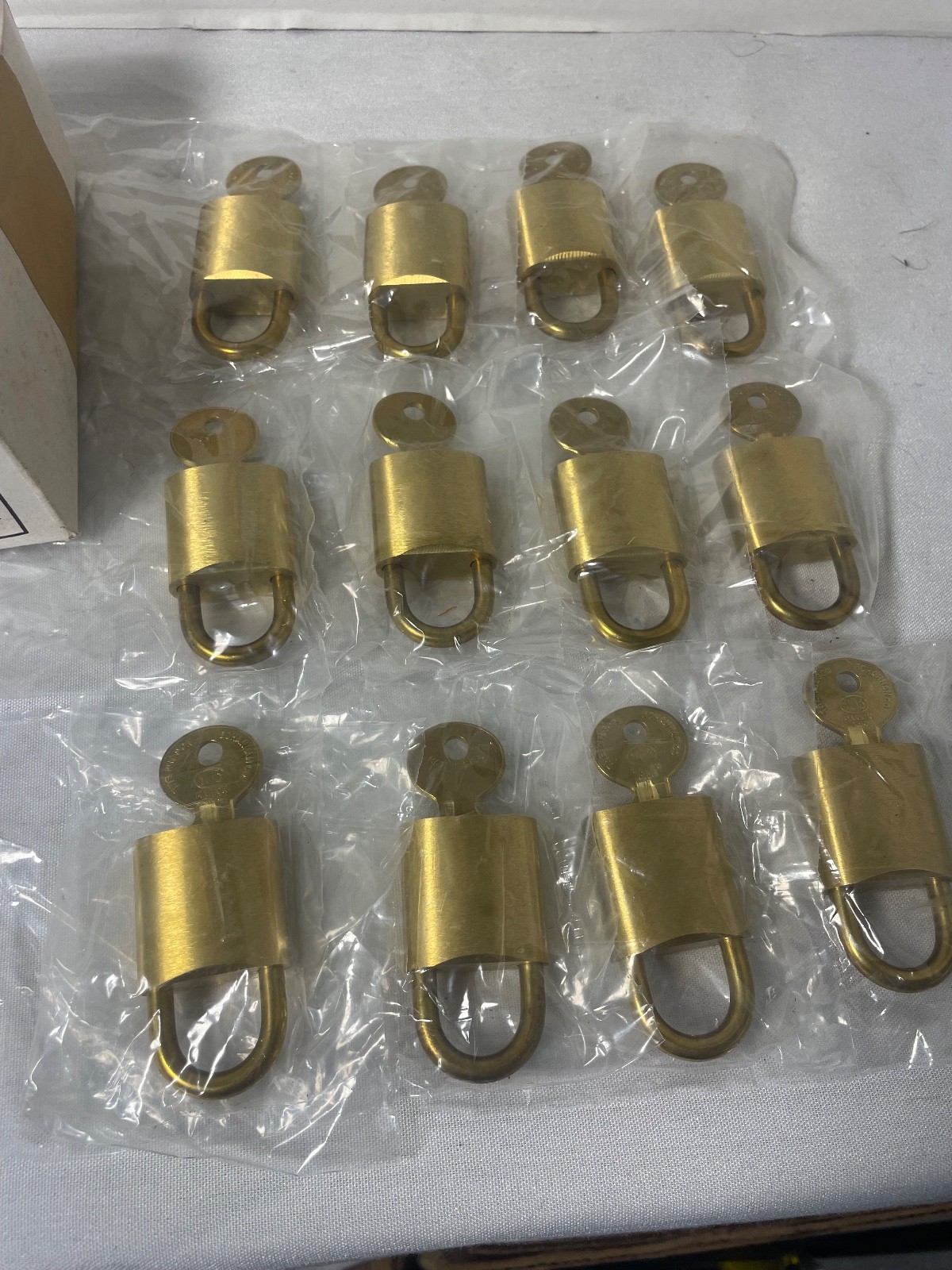 VTG NOS 12 WILSON BOHANNAN SOLID BRASS PADLOCKS All KEYED ALIKE
