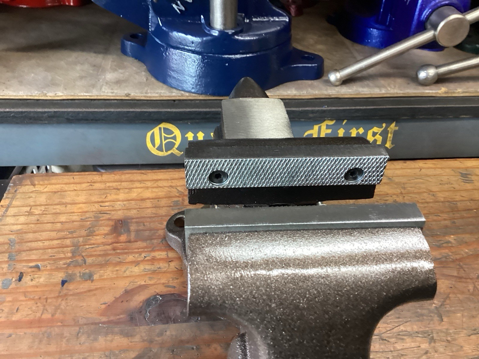 RESTORED VINTAGE CRAFTSMAN BENCH VISE NEW 3 1/2 JAWS 17 LBS USA
