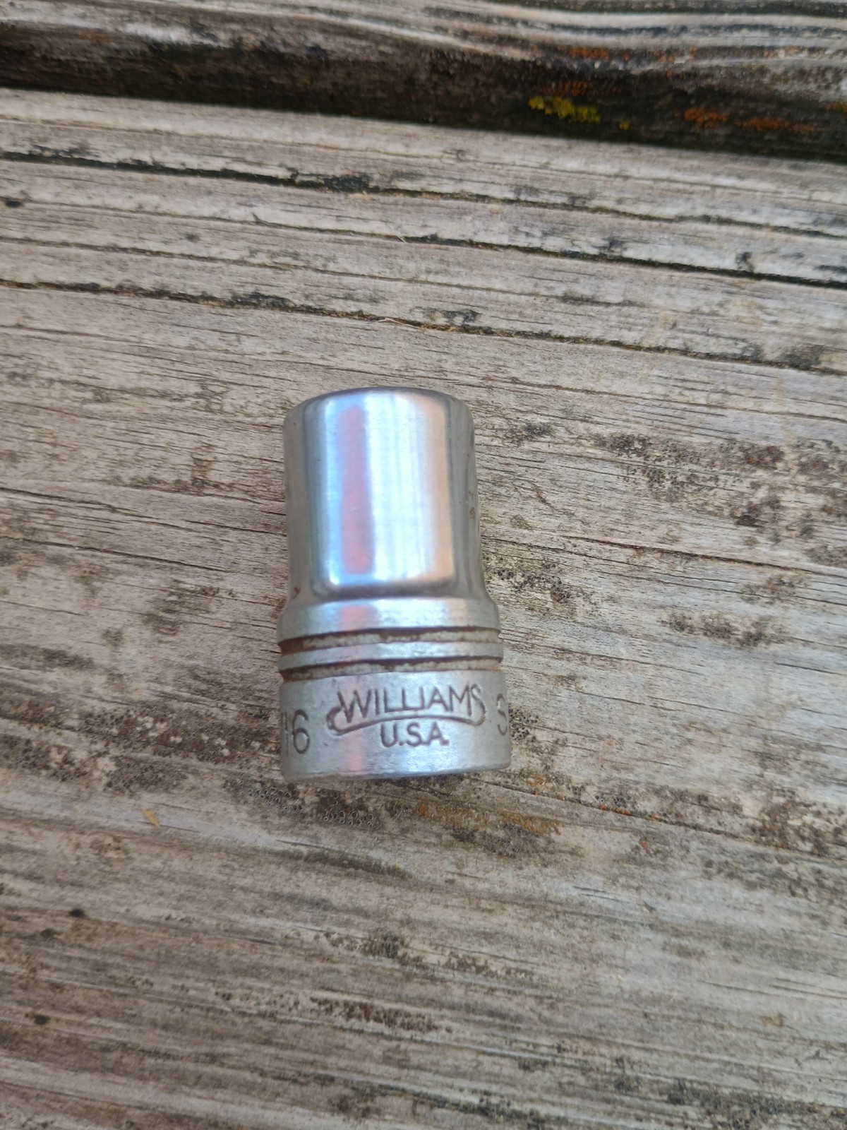 Vintage Williams 9/16″ Socket 12 Point 1/2″ Drive ST-1218 USA