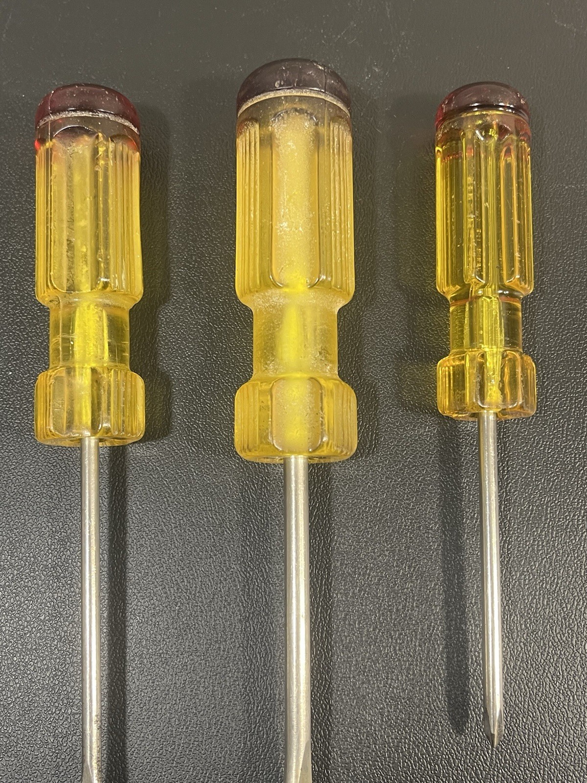 Lot Of 3 Vintage Fuller Screwdrivers Yellow With Red Tops #302, 305, 312