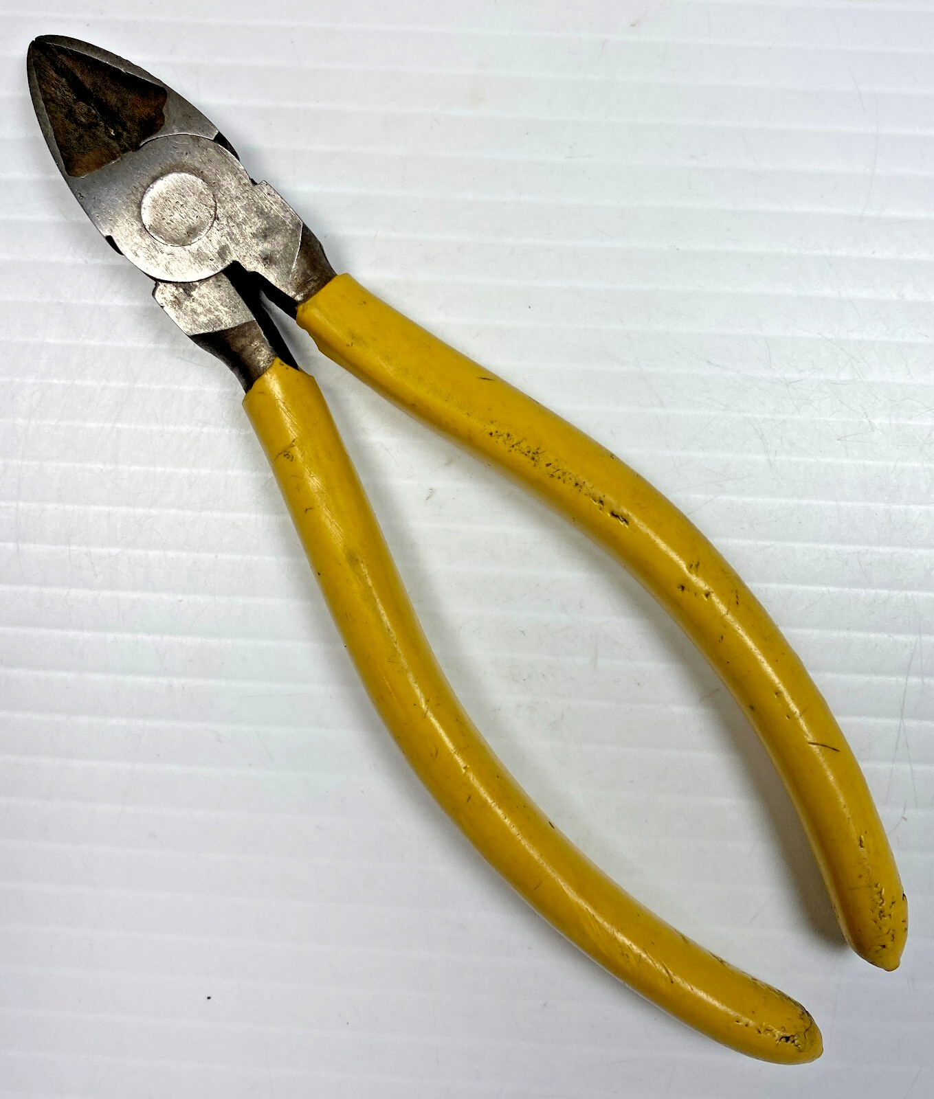 Vintage Great Neck Tools – 6-1/4″ Diagonal Side Cutter Pliers with Yellow Grips