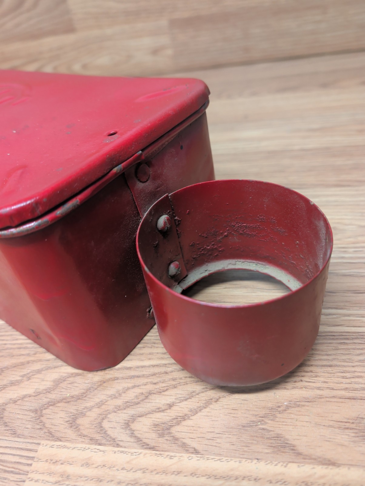 Vintage IH International Harvester Tractor Toolbox with Oil Can Holder