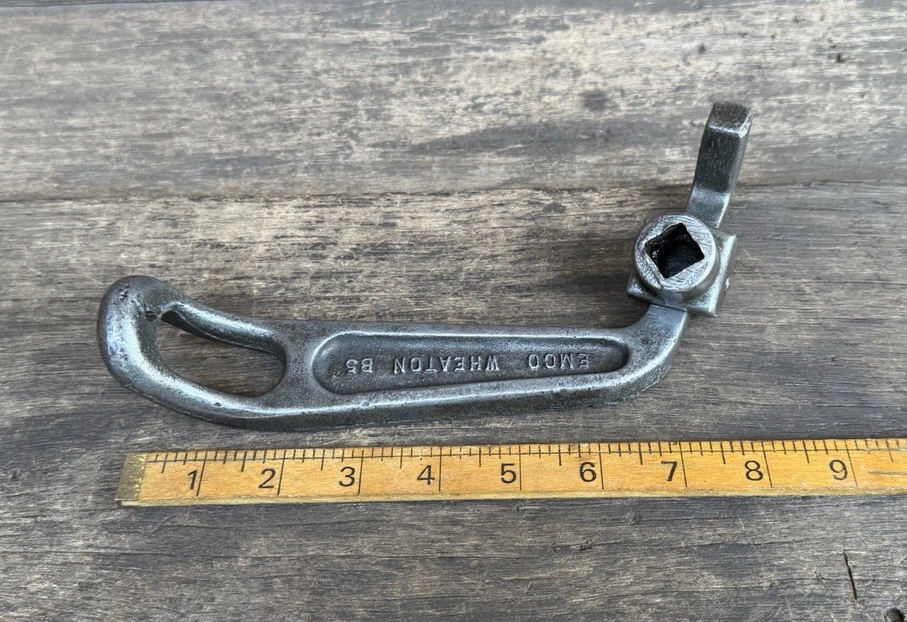 Vintage P 2089 Emco Wheaton B5 Valve Wrench Petrol Tanker Tool Socket Spanner