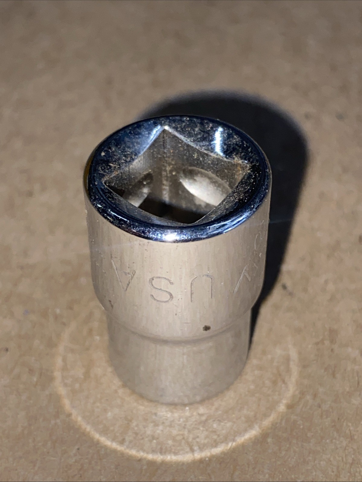 Husky USA Socket 22310 5/16 – 6 Point Shallow 3/8 Drive Vintage 5/16″ SAE Spline