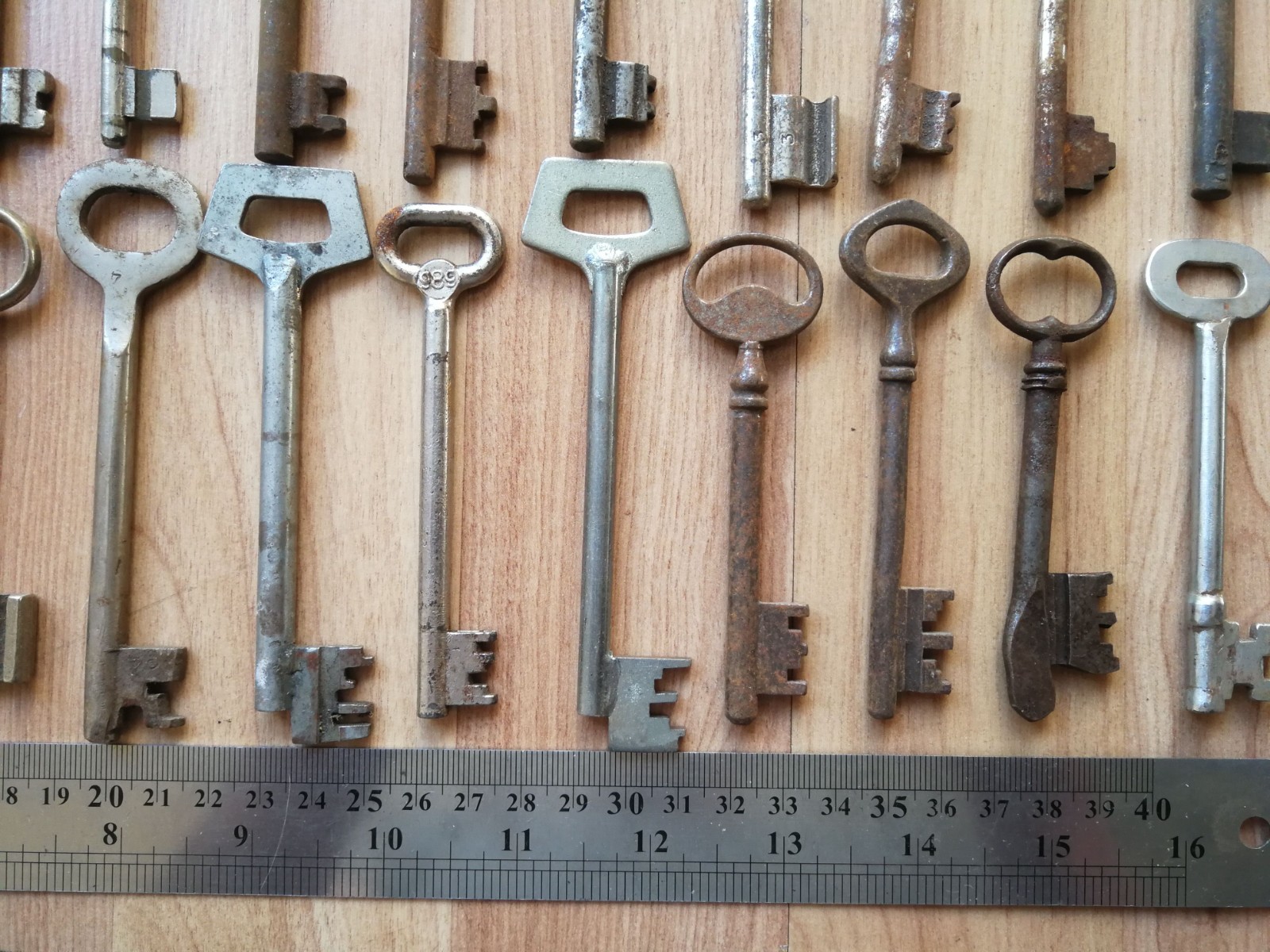 # 435 lot of 100 VINTAGE SKELETON KEYS USSR LOCK DOOR ANTIQUE KEY