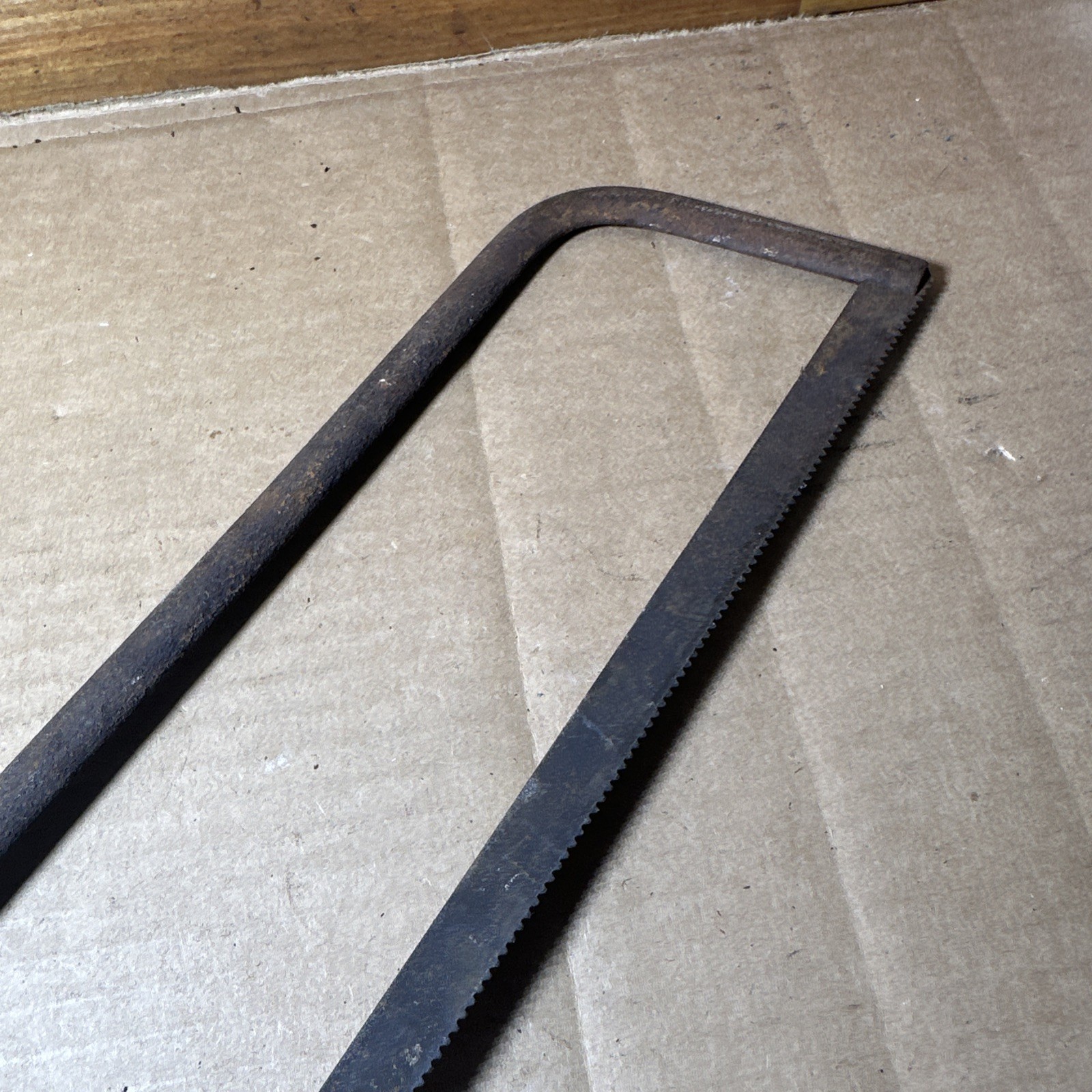 Vintage Saw Hack Saw Meat Saw Wood Handle 12″ Blade Primitive Farm Wood Steel