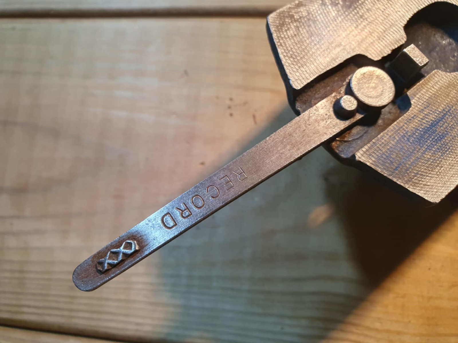 Vintage Record Bench Plane 2⅜” Frog Old Woodworking Hand Tools Carpentry Tool
