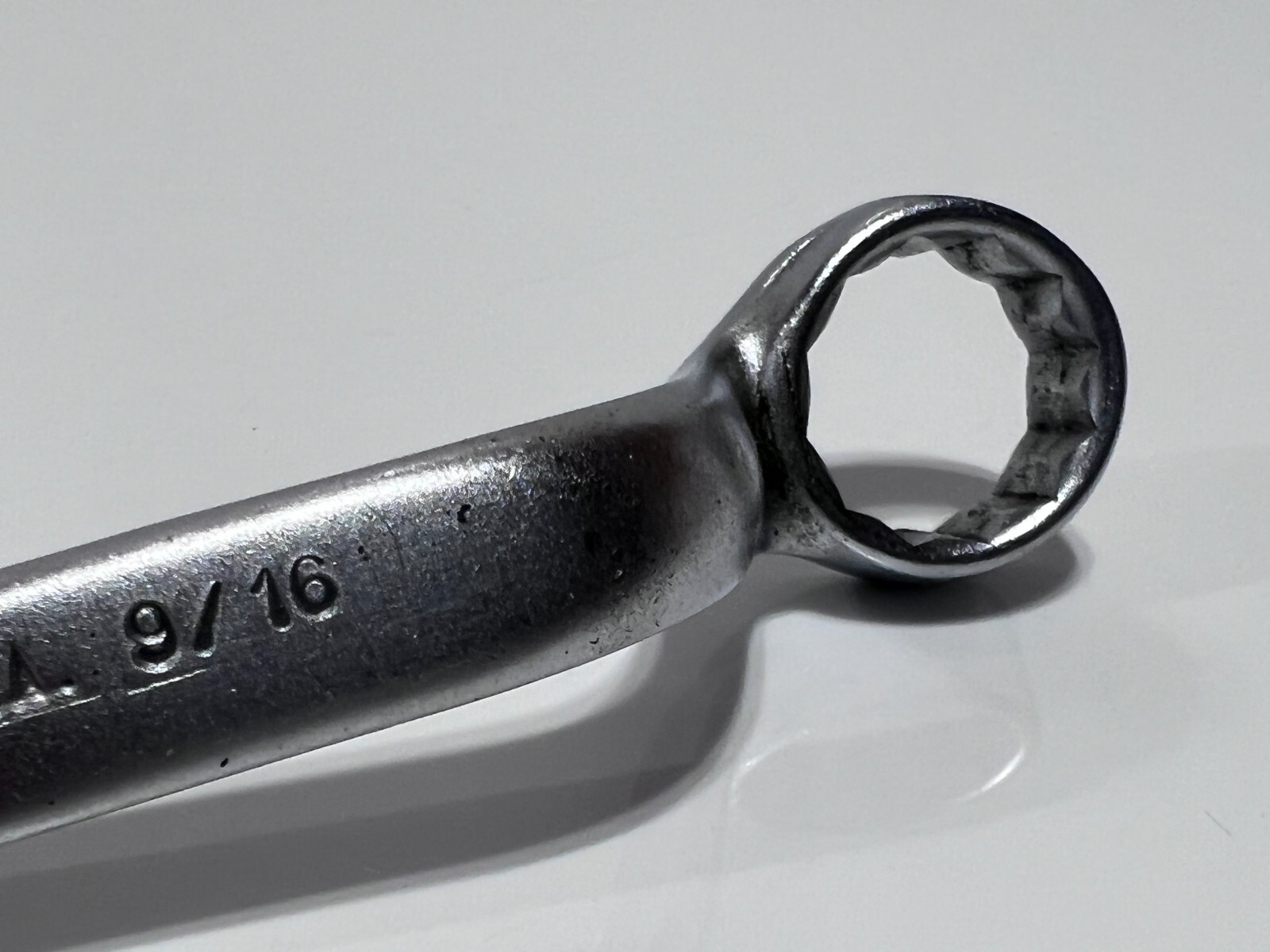 Indestro Super 742 USA Made 1/2” x 9/16” SAE Short Offset Box Wrench – 12 Point