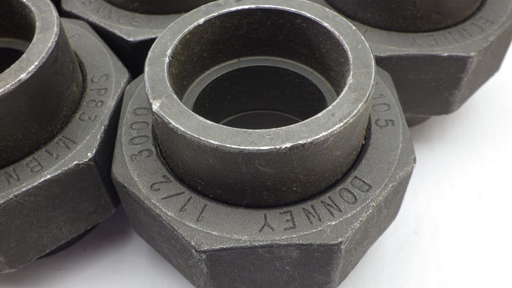 5x Bonney Forge 1-1/2″ 3000# Pipe Union SP83 M1BN SA/A105 Carbon Steel NOS