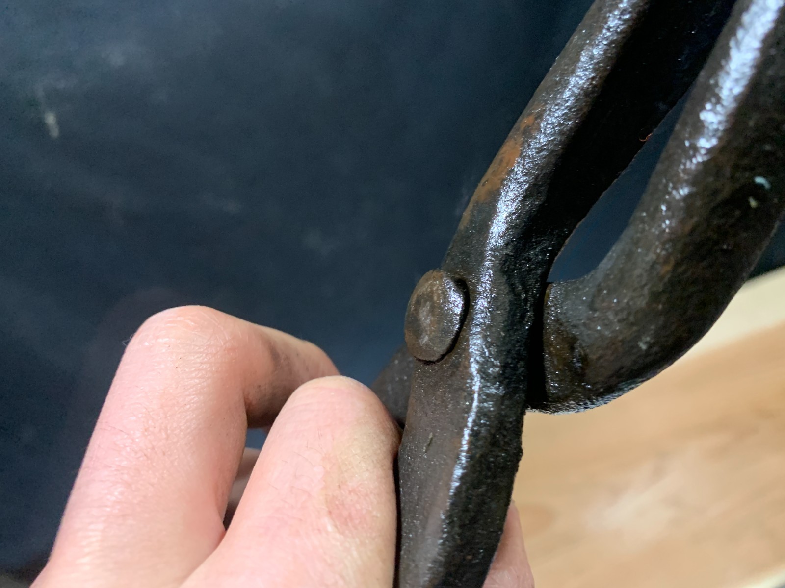 Vintage: Hand-made Japanese Iron -Japanese Blacksmith Tongs 48cm sawsmith 631g