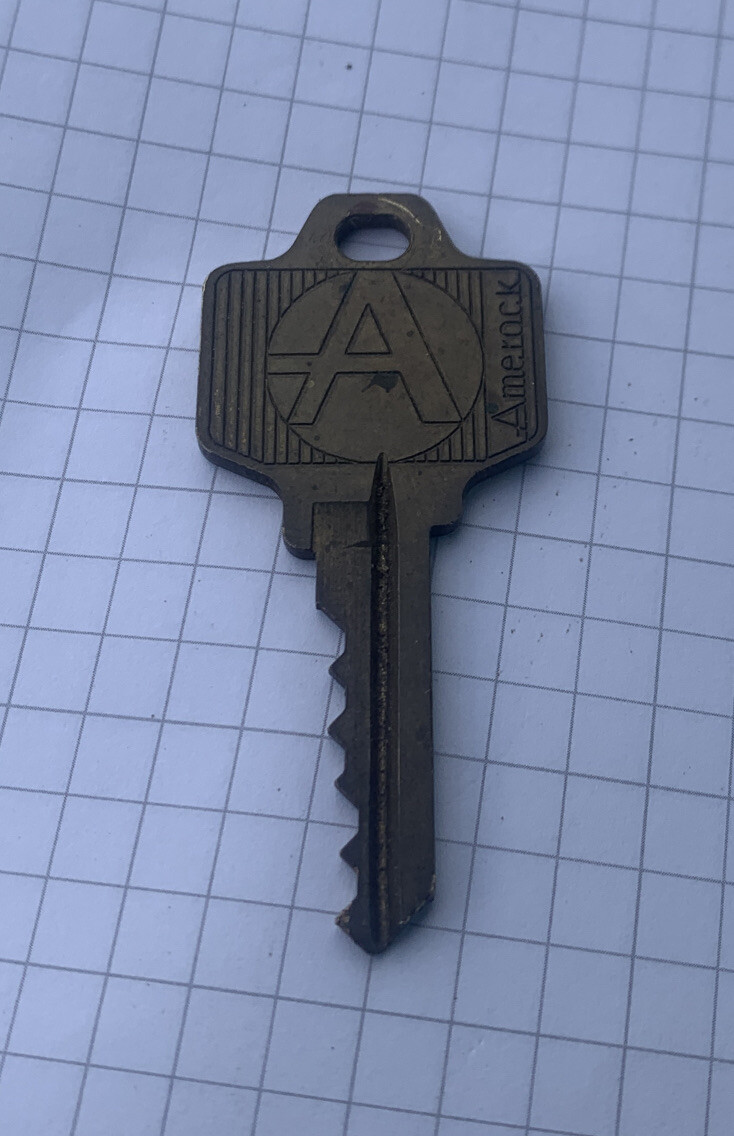 Vintage Amerock A No 99966 Brass Key Appx 2 1/8″ Replacement Locks