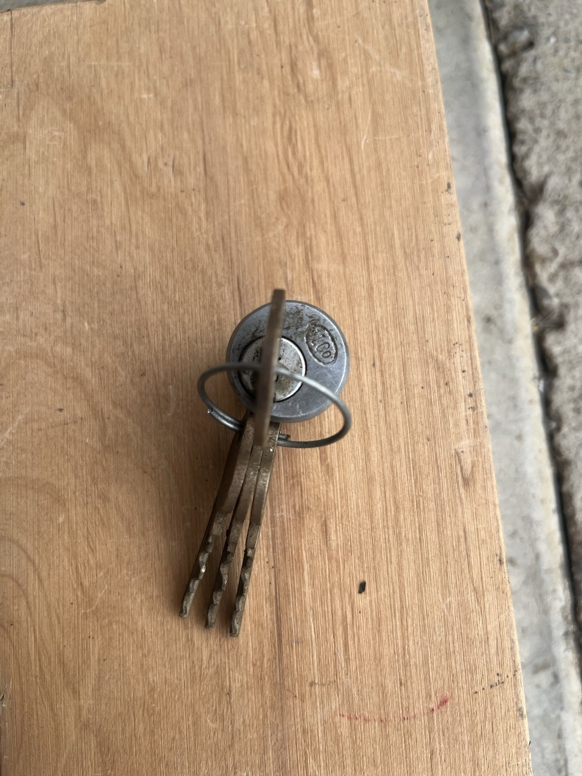Rare Peanut Lock Cylinder (mini Mortise) Lockwood Keyway Working With Keys
