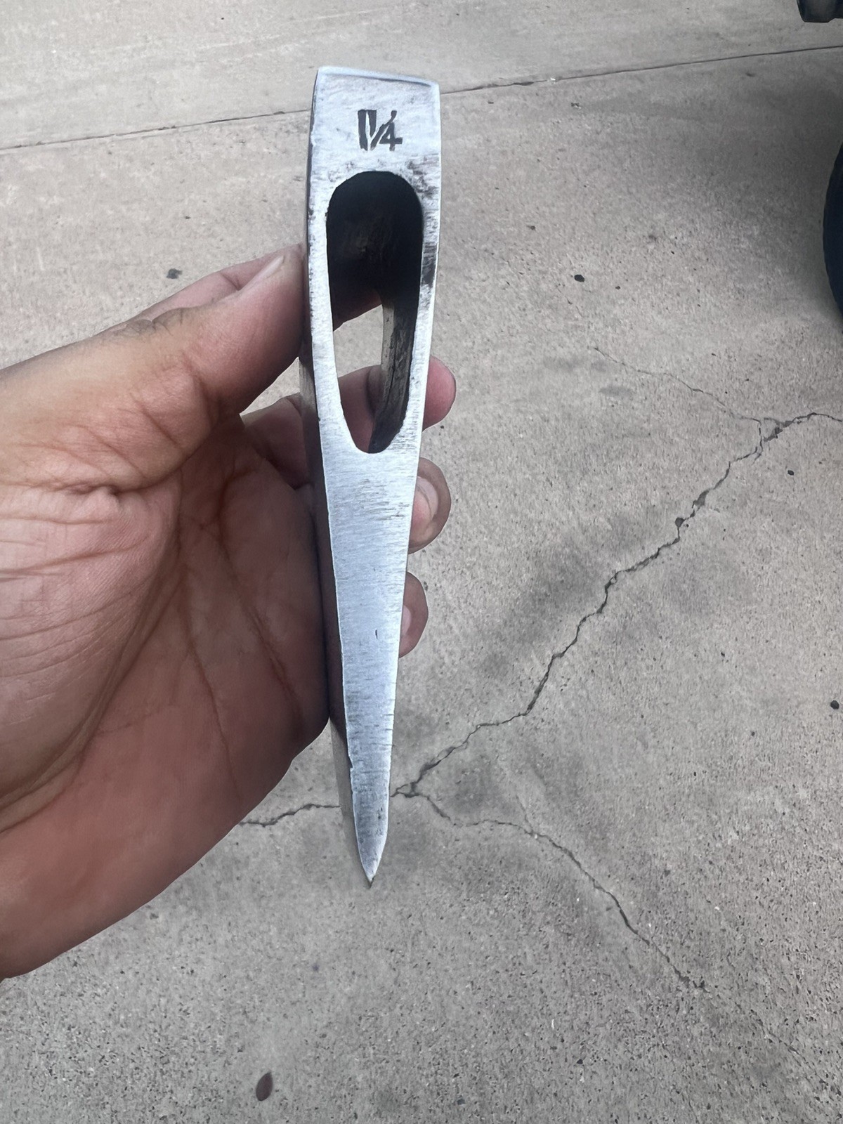 Bad-Axe Cleaned Up: ROUGHNECK Axe Head 1 1/4 WK21 Polished Sharpened