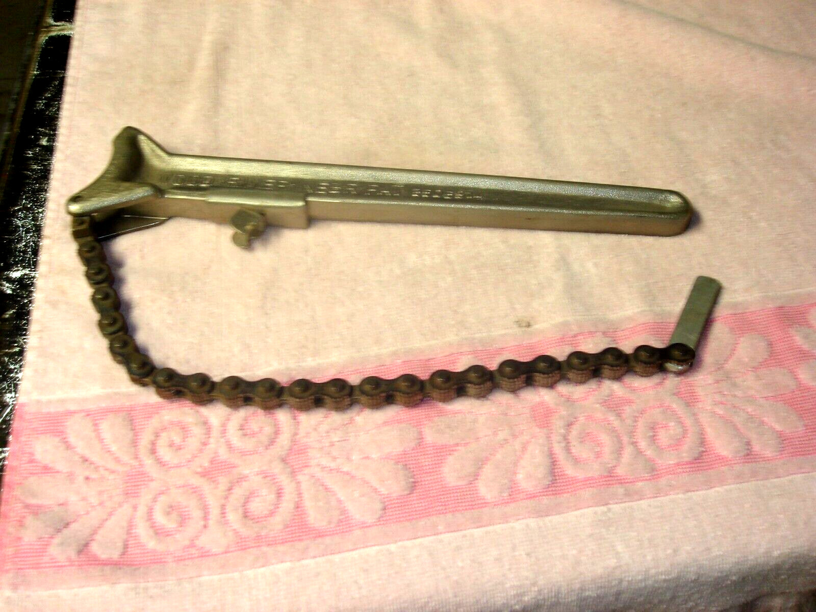 Vintage Rare CHAIN / PIPE Chain Oil WRENCH OK TOOL CORP Wood River Nebraska