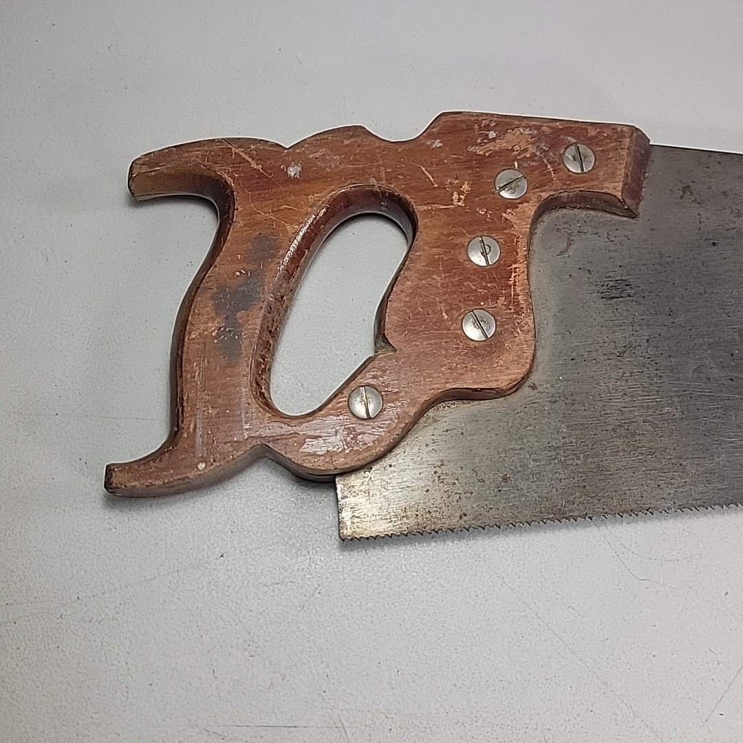 VTG 1950s 26″ DISSTON & SONS D-23 LIGHTWEIGHT HAND SAW WHEAT PATTERN 10-PPI – S2