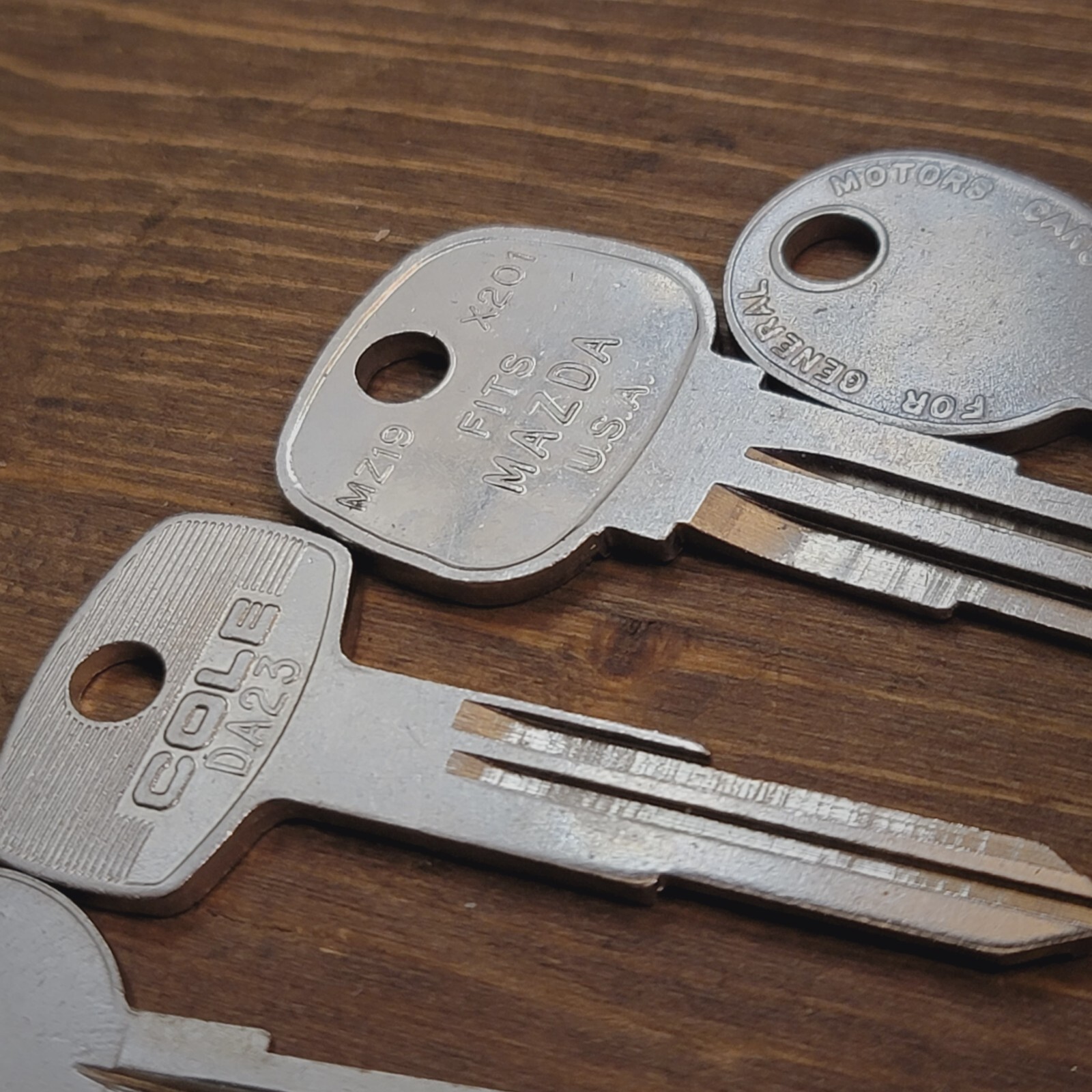 Lot of 5 VTG Car / Automobile Key Uncut Keys Ford, Ilco, Mazda, Datsun, Taylor